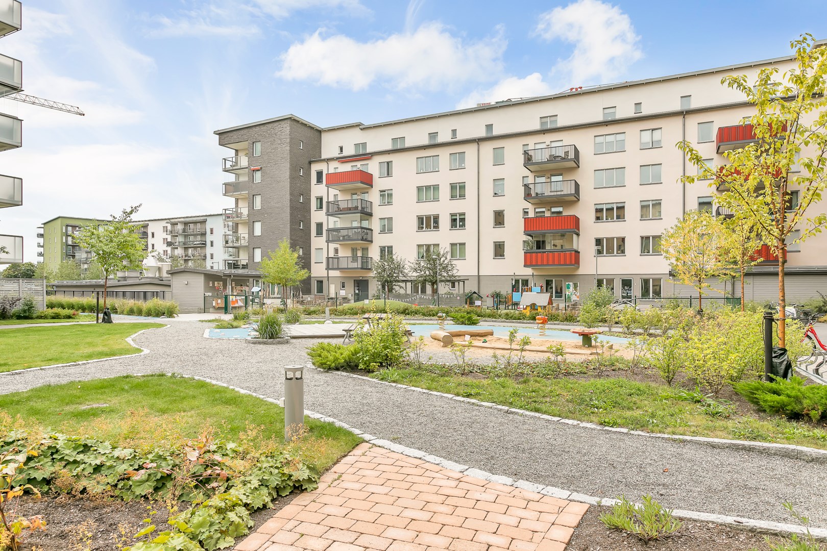 Bostadsbild från Tullgarnsgatan 20, Såld i Kungsängen, Uppsala