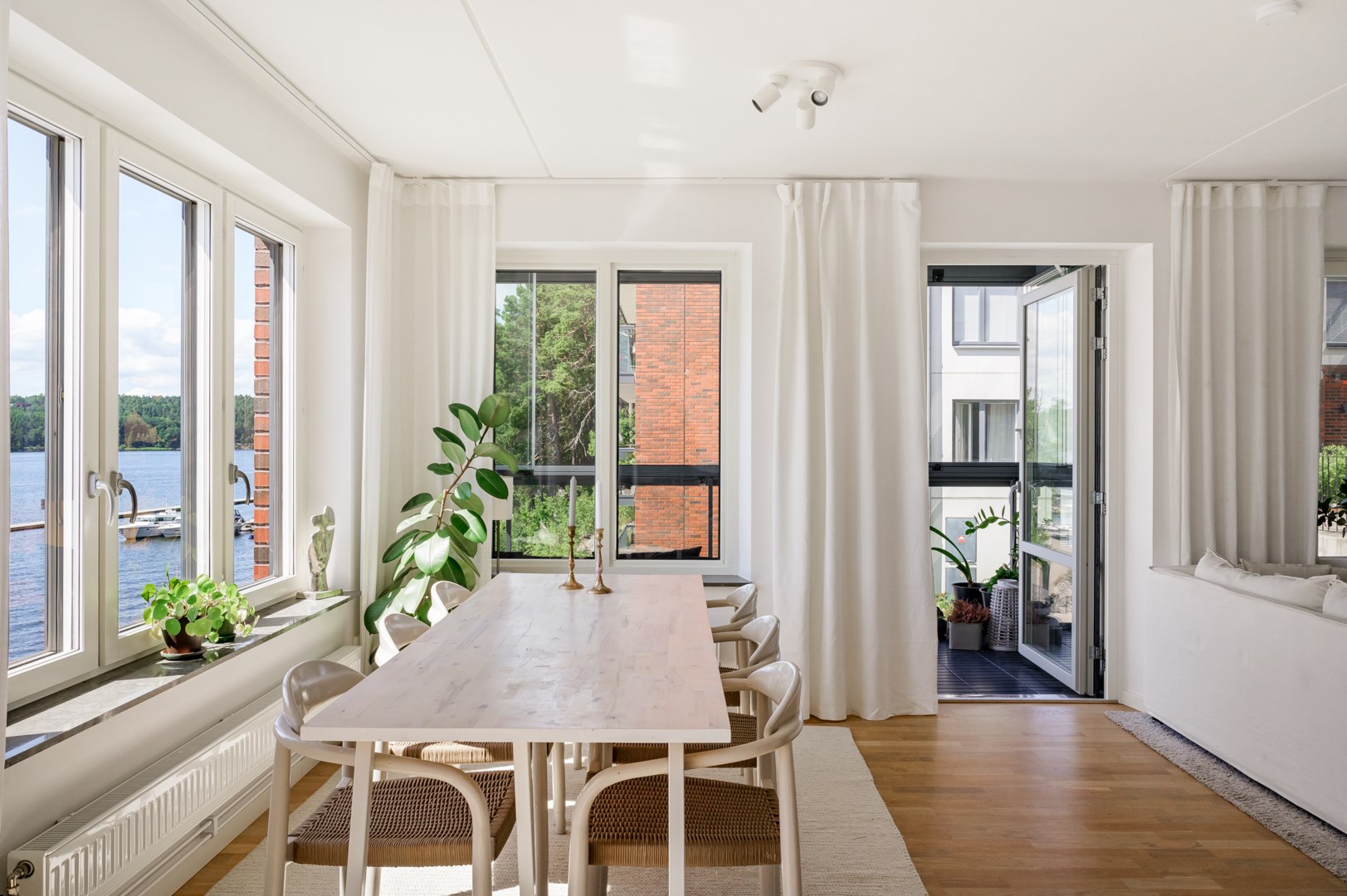 Bostadsbild från Tollare kaj 8, Till salu i Tollare, Nacka