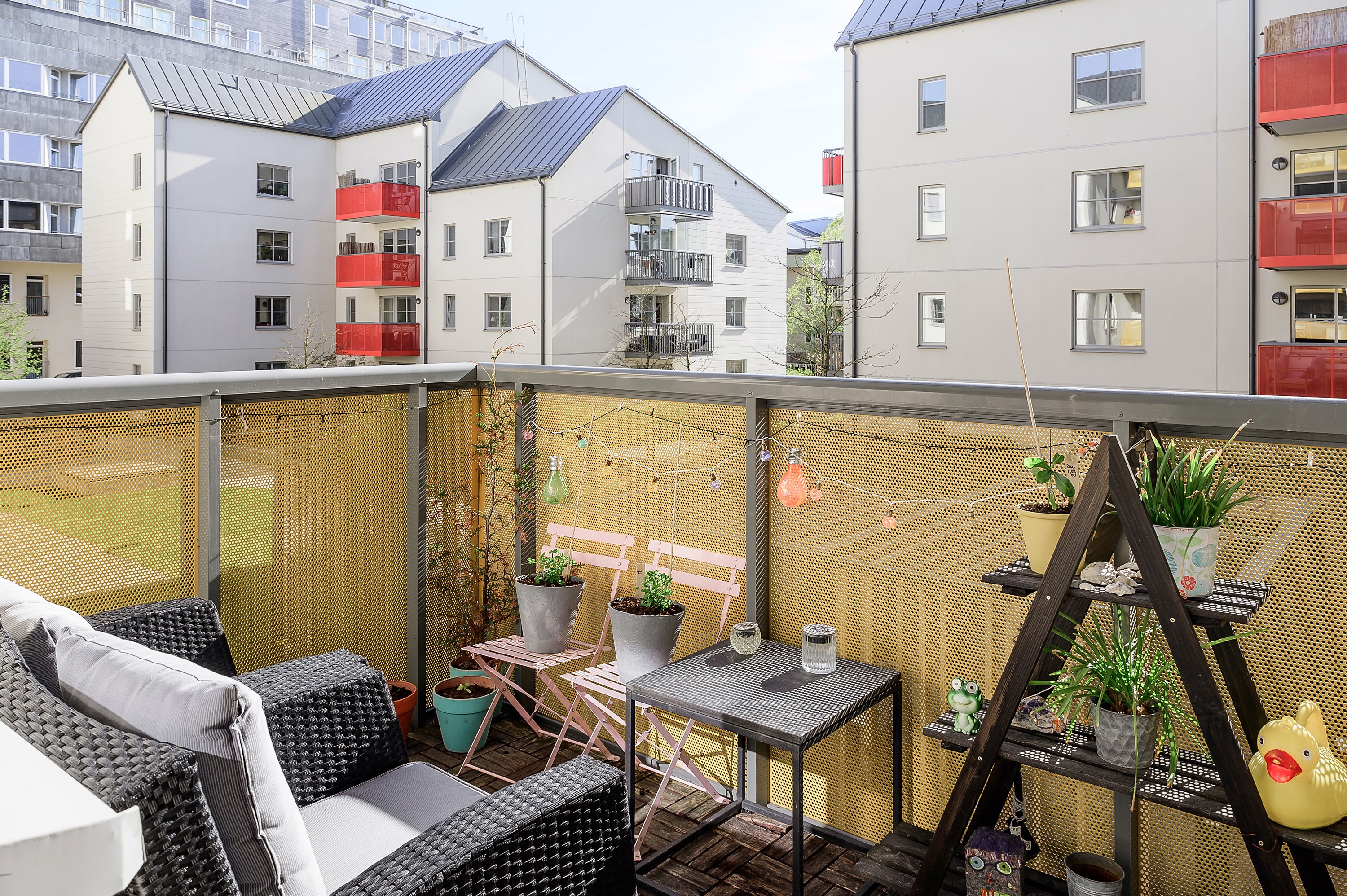 Bostadsbild från Chamottevägen 7, Såld i Porslinskvarteren, Värmdö