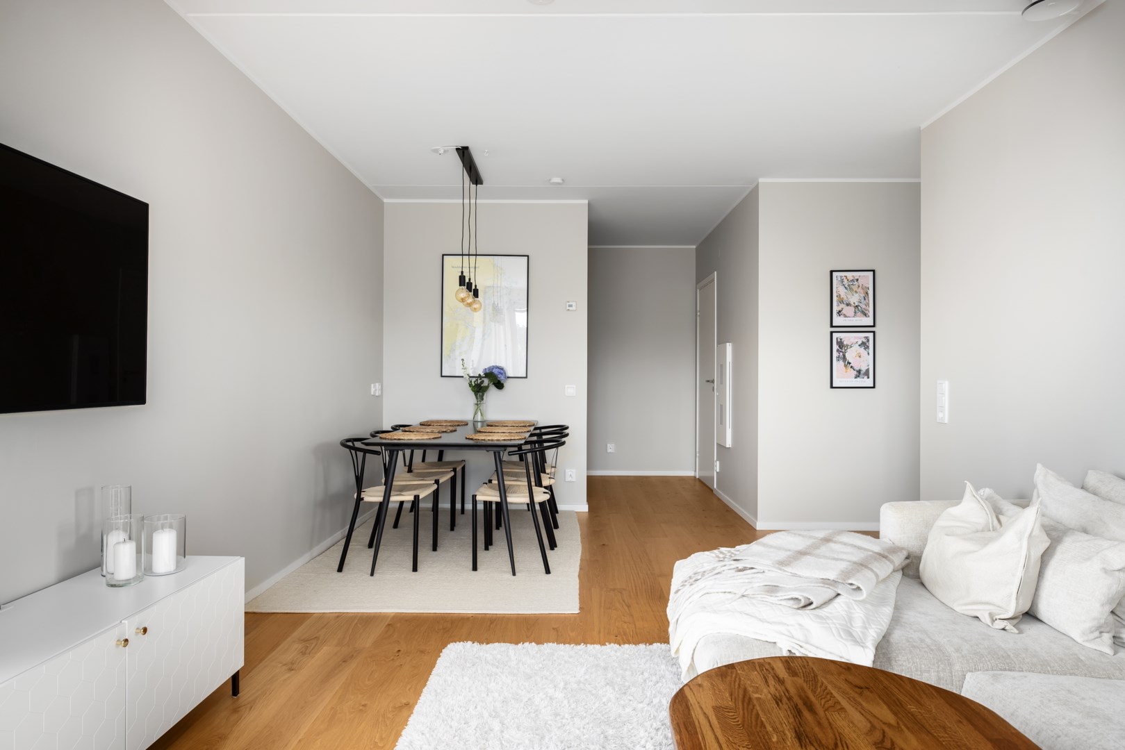 Bostadsbild från Tollareslingan 26, 12/12 tr, Såld i Tollare, Nacka