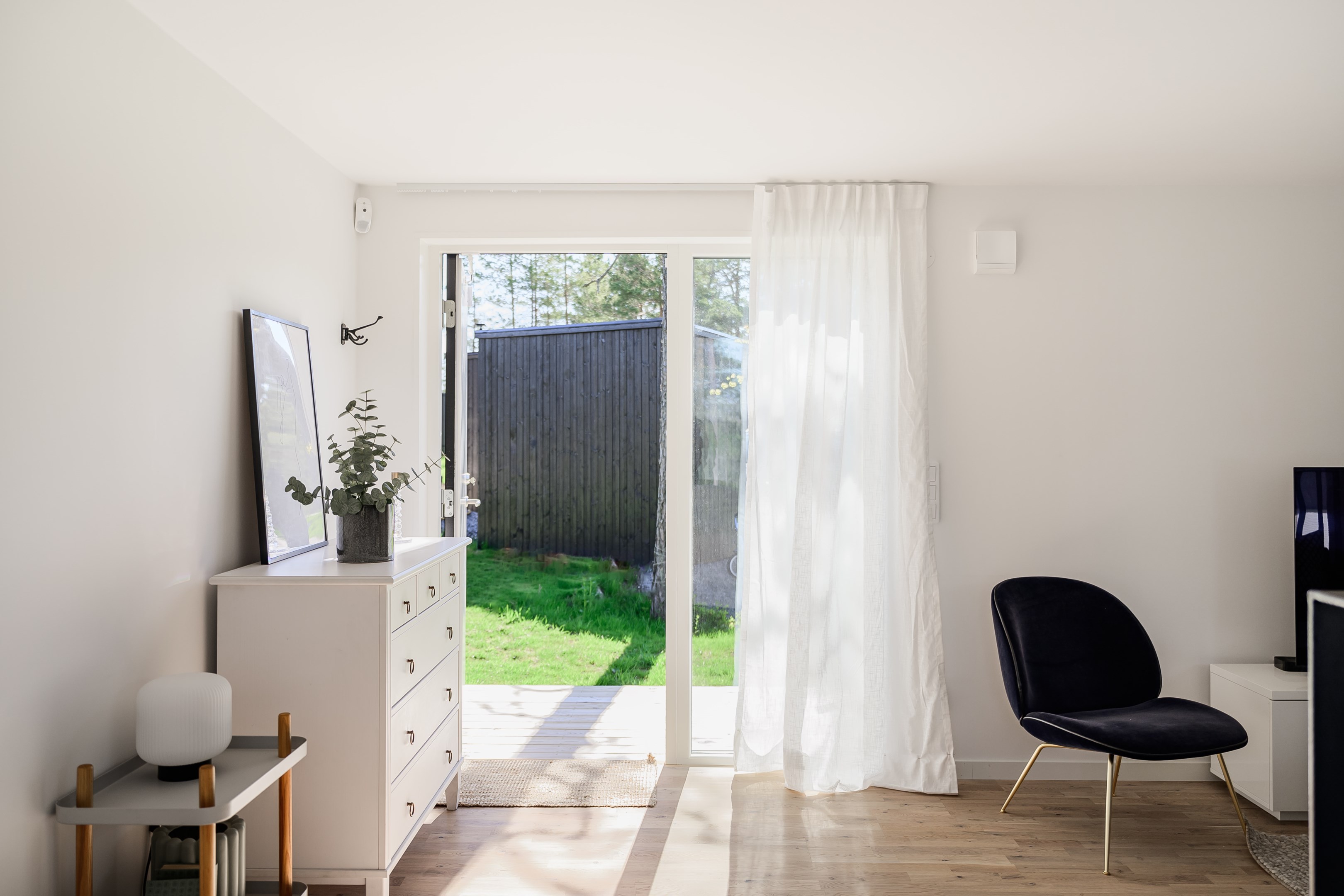 Bostadsbild från Tomtestigen 26, Såld i Korpholmen, Värmdö