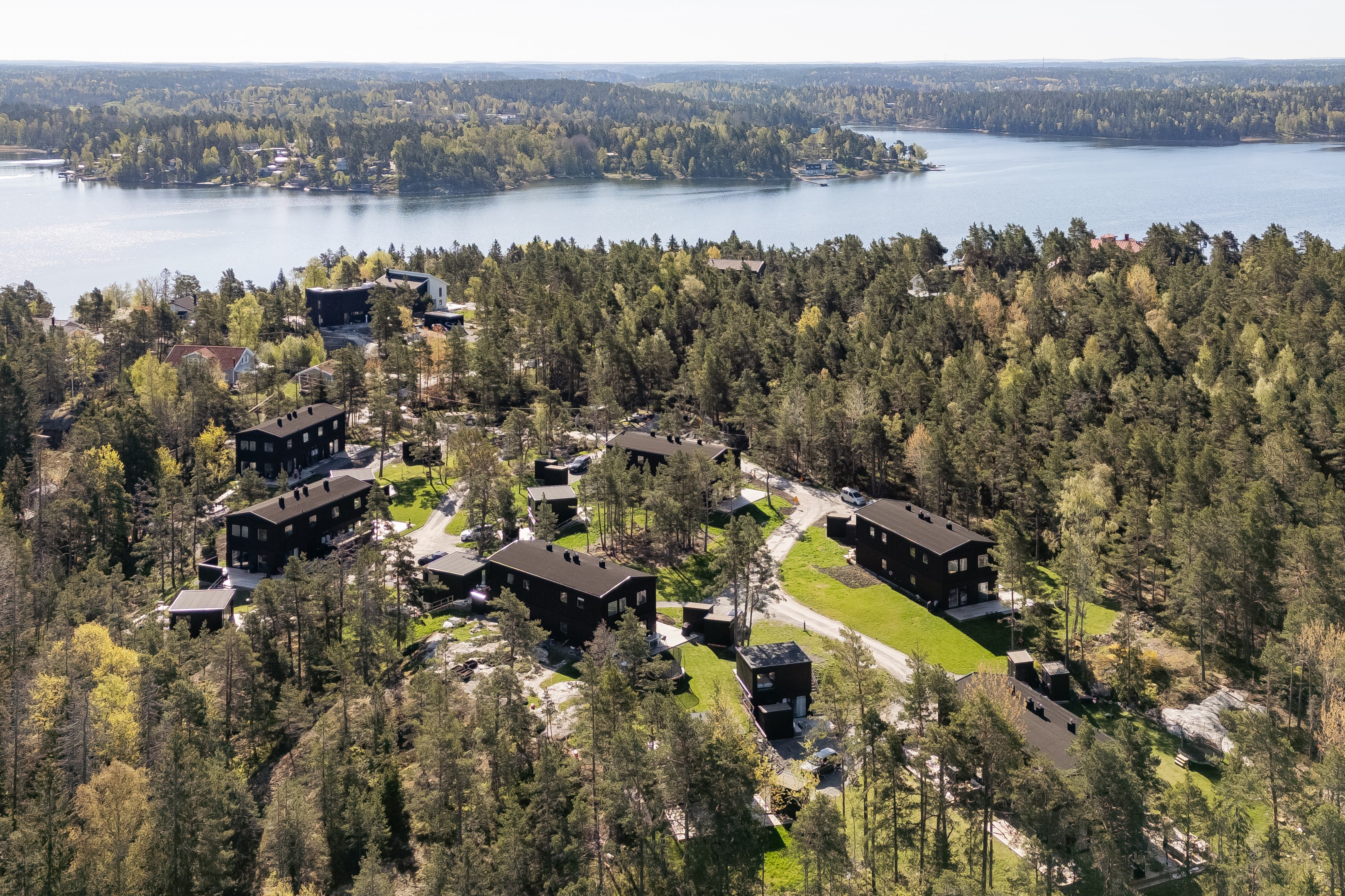 Bostadsbild från Tomtestigen 26, Såld i Korpholmen, Värmdö
