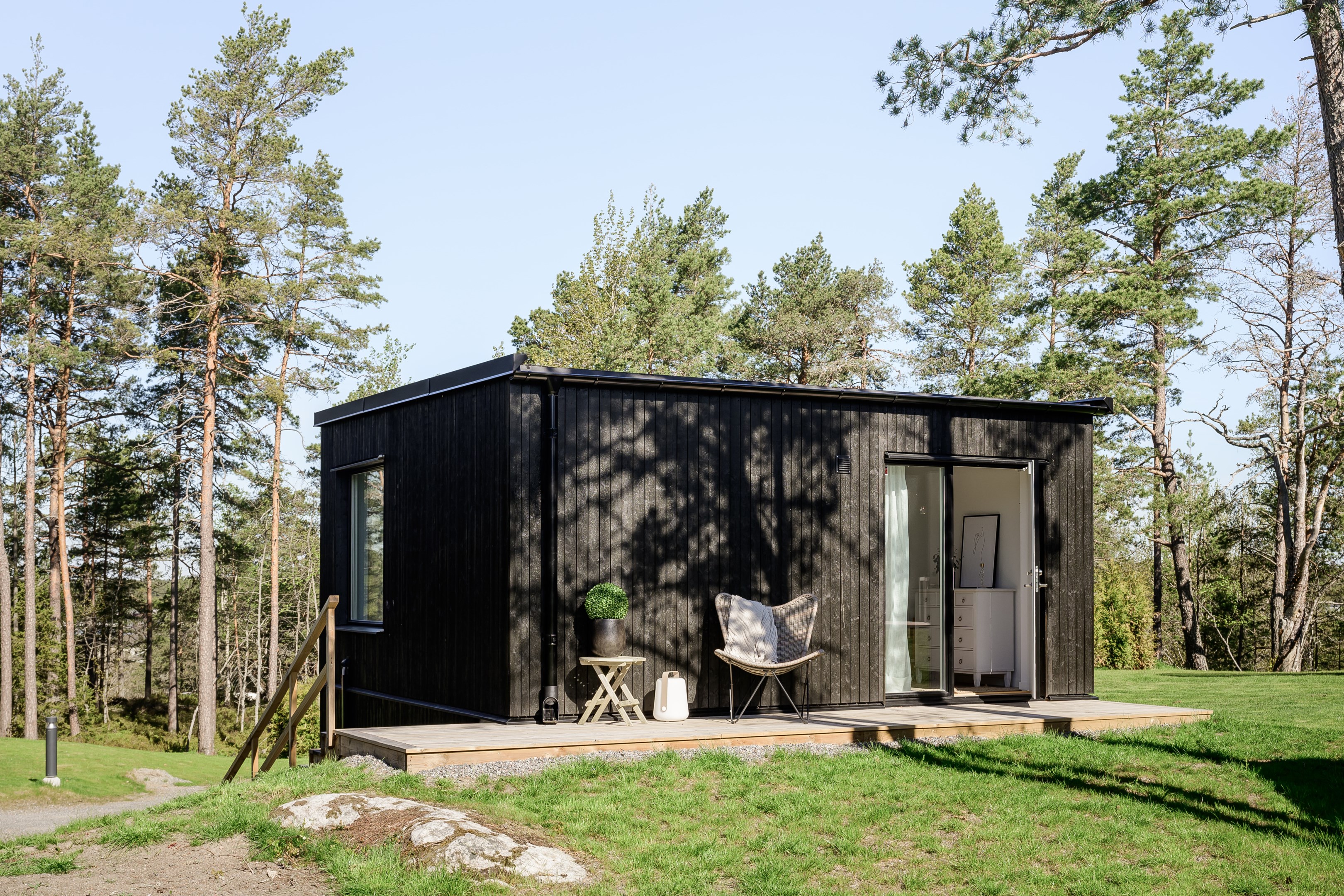 Bostadsbild från Tomtestigen 26, Såld i Korpholmen, Värmdö