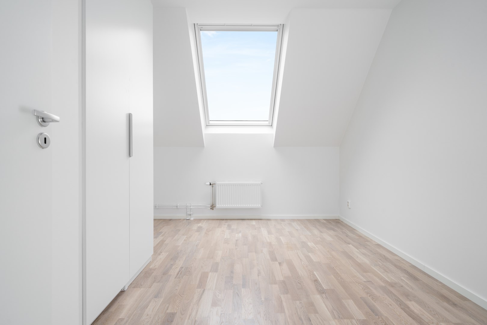 Bostadsbild från Slalomvägen 8, Såld i Väsjön, Sollentuna