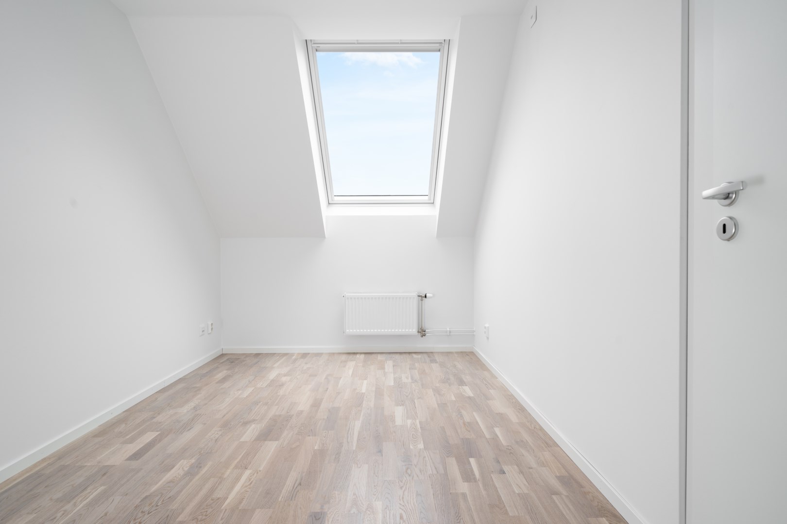 Bostadsbild från Slalomvägen 8, Såld i Väsjön, Sollentuna