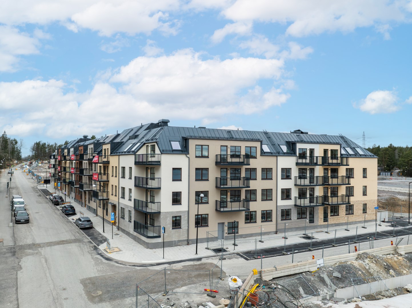 Bostadsbild från Slalomvägen 8, Såld i Väsjön, Sollentuna