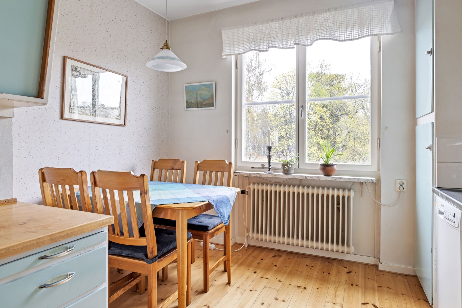 Bostadsbild från Svartbäcksgatan 96A, Såld i Tunabackar, Uppsala