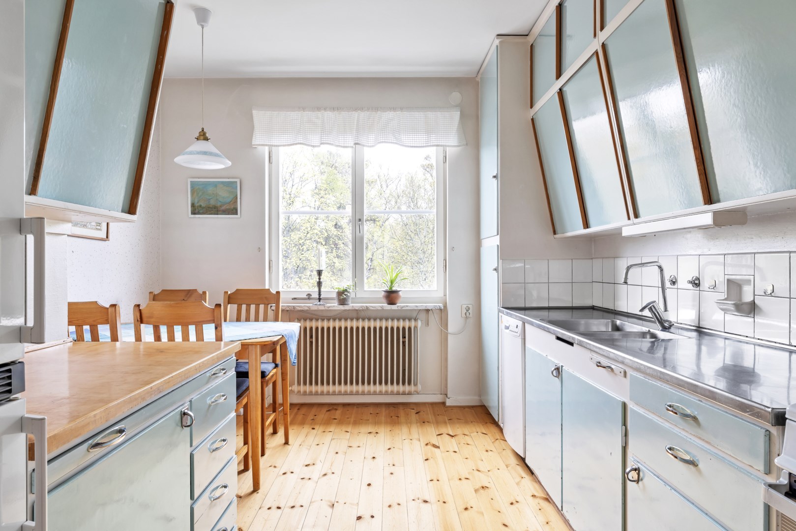 Bostadsbild från Svartbäcksgatan 96A, Såld i Tunabackar, Uppsala