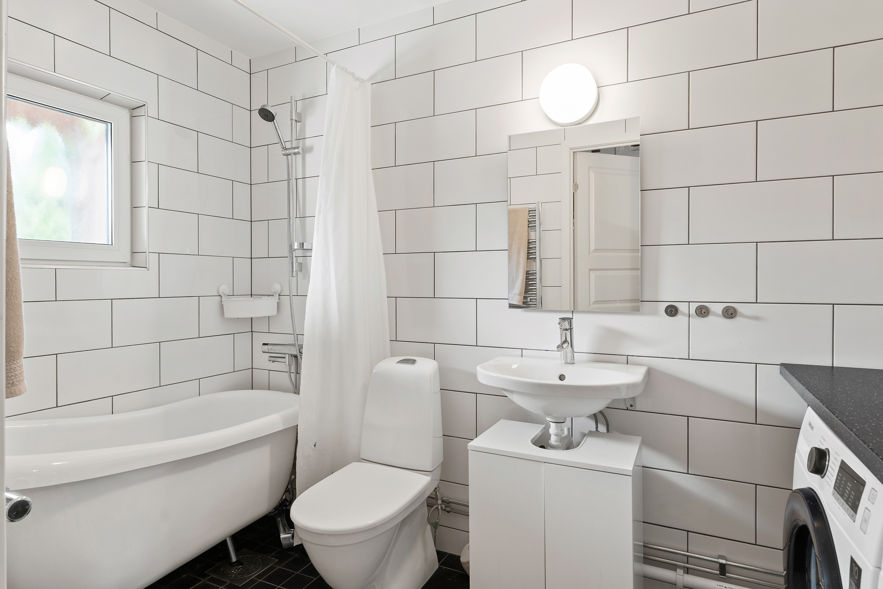 Bostadsbild från Norrholmsvägen 224, Såld i Östra Orminge, Nacka