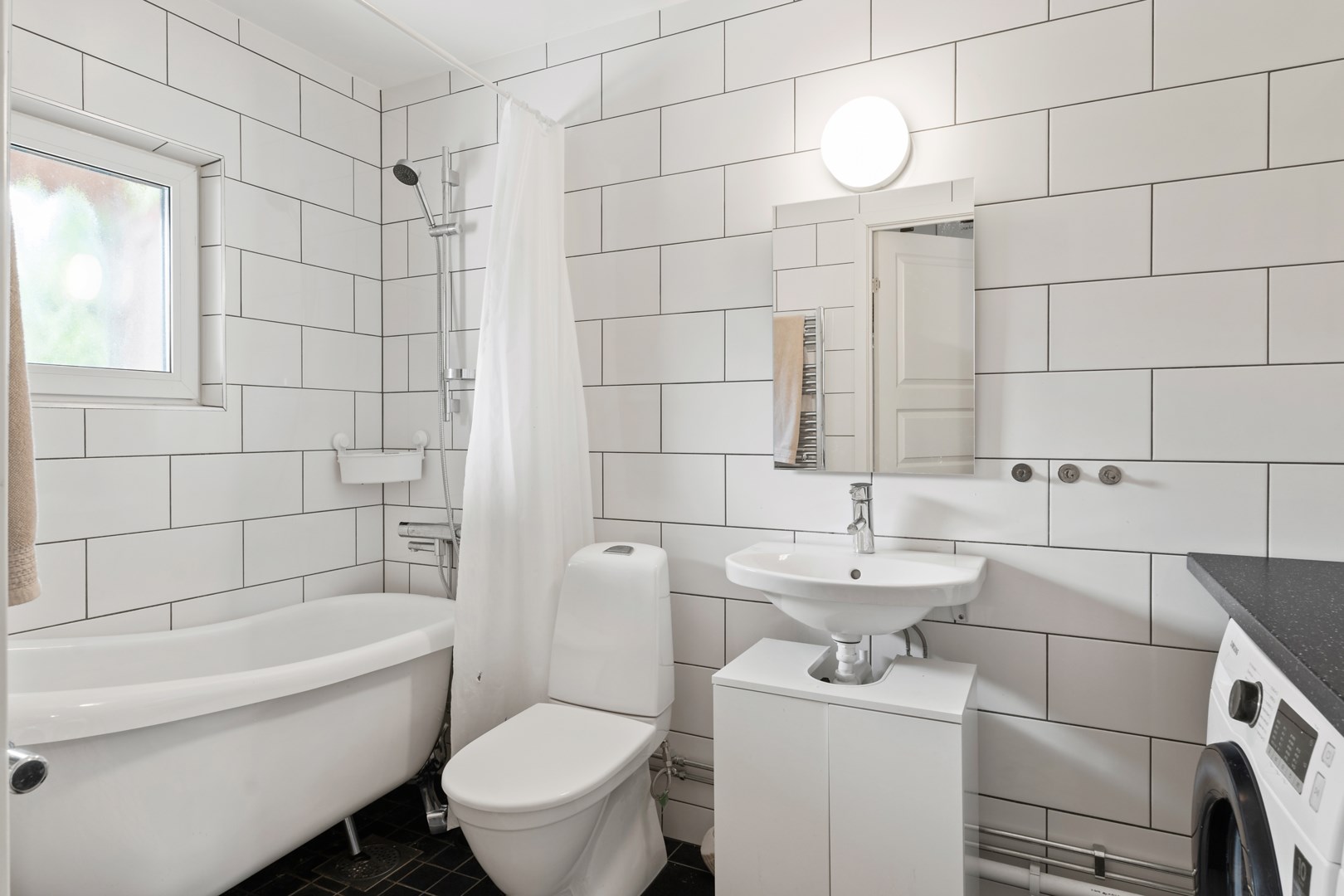 Bostadsbild från Norrholmsvägen 224, Såld i Östra Orminge, Nacka