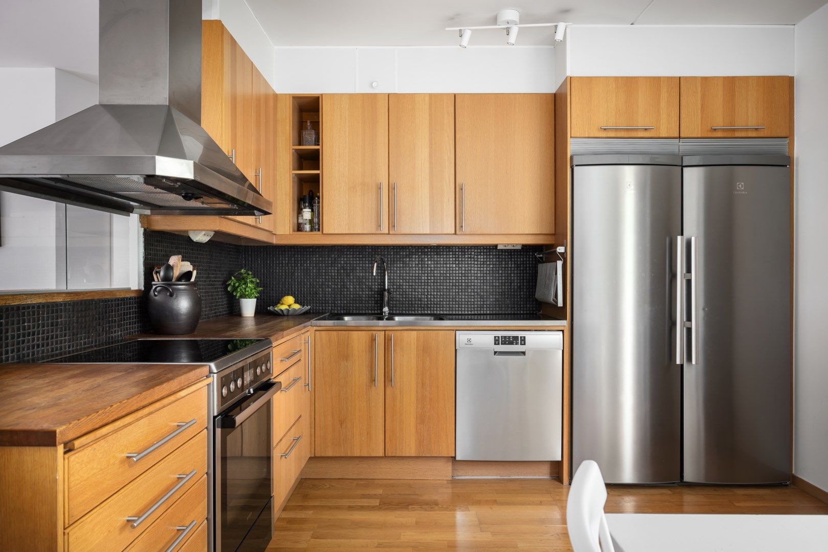 Bostadsbild från Garverigränd 12, Såld i Järla sjö, Nacka