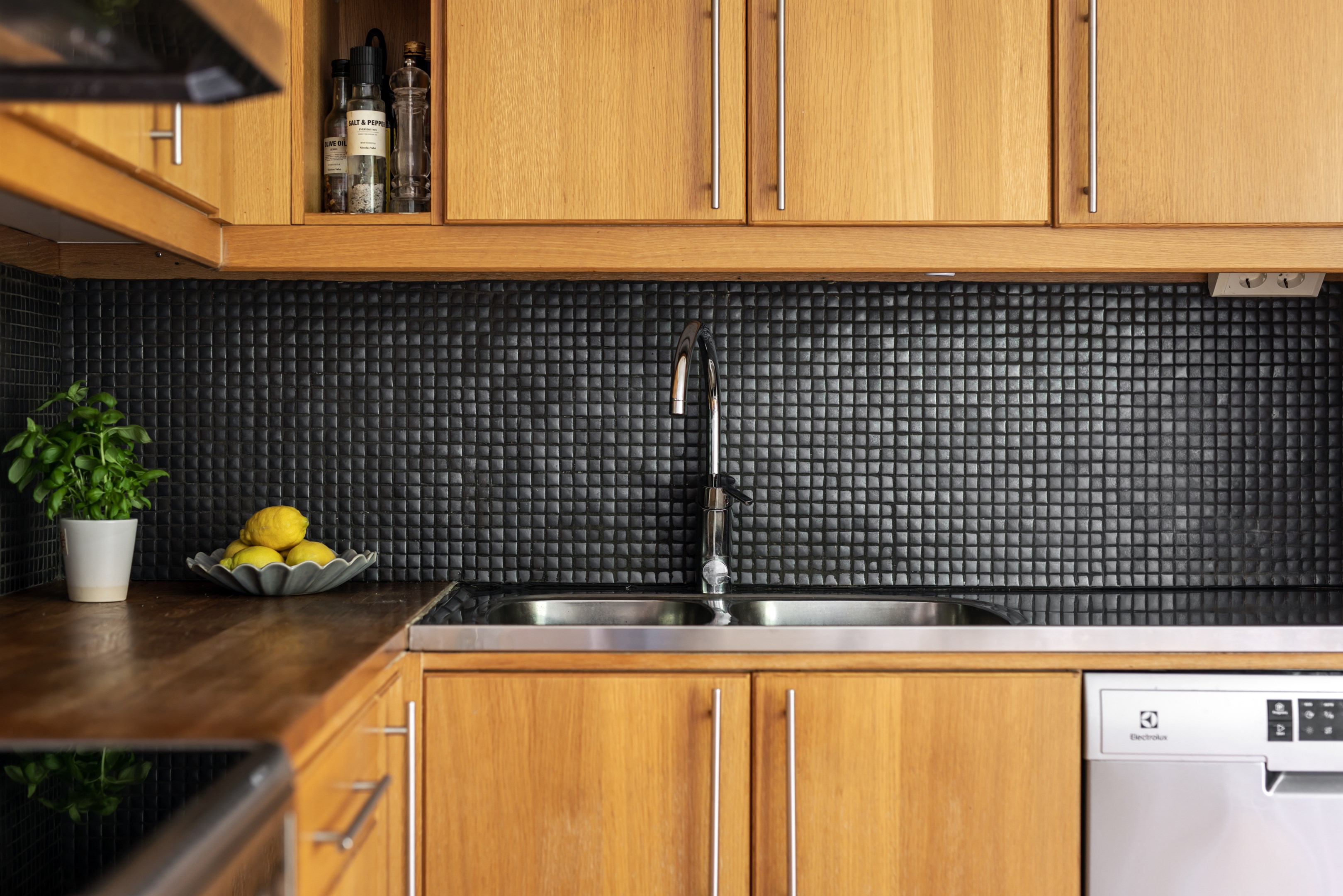 Bostadsbild från Garverigränd 12, Såld i Järla sjö, Nacka