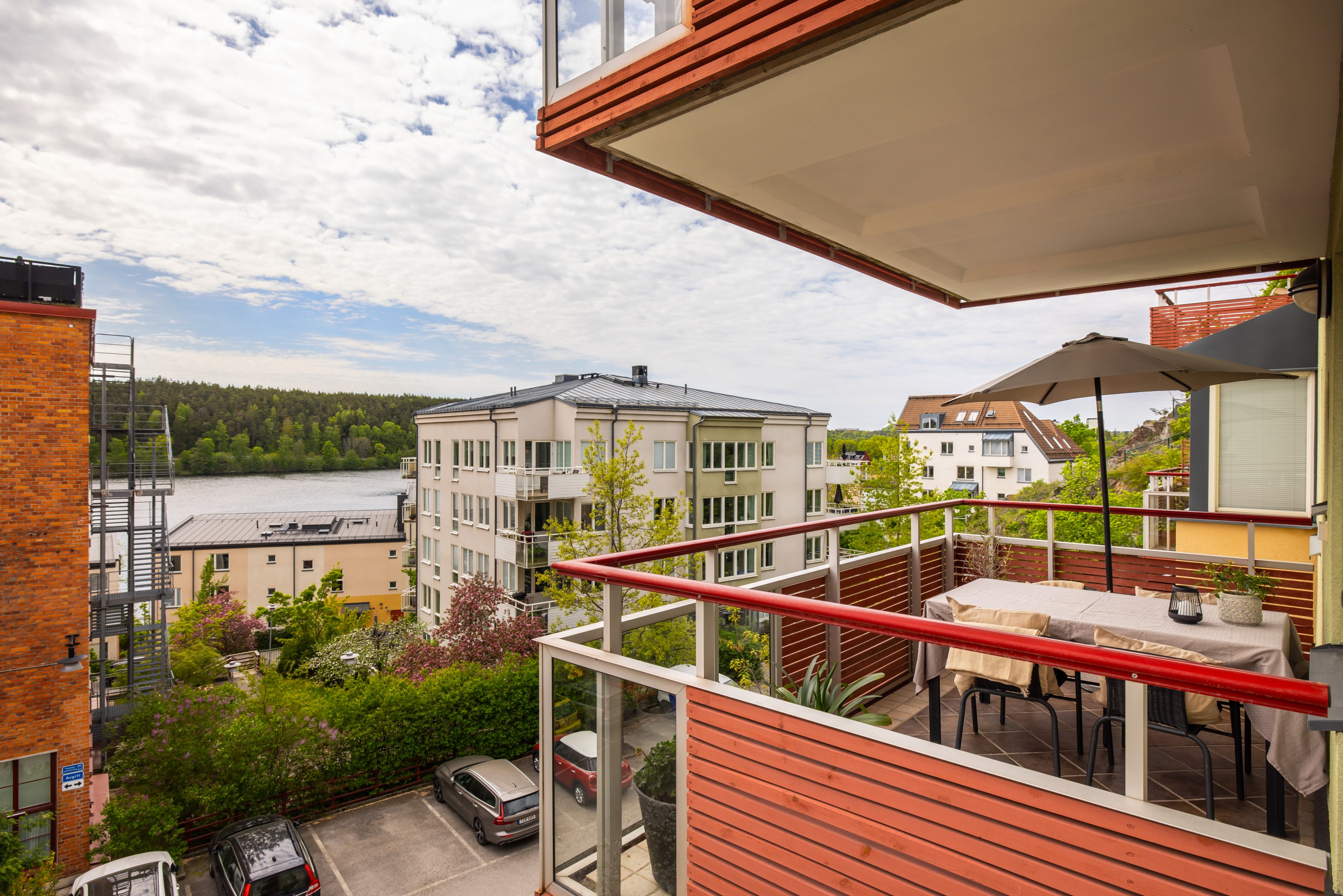 Bostadsbild från Garverigränd 12, Såld i Järla sjö, Nacka