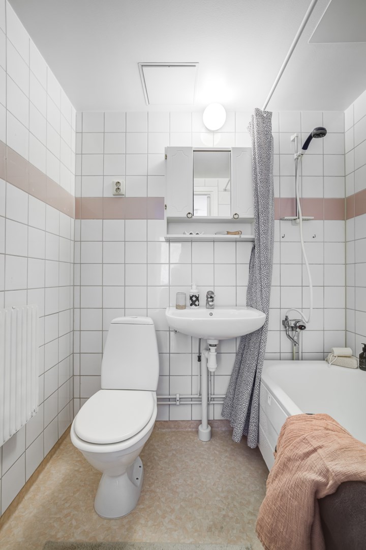 Bostadsbild från Hällbygatan 32 D, Såld i Luthagen, Uppsala