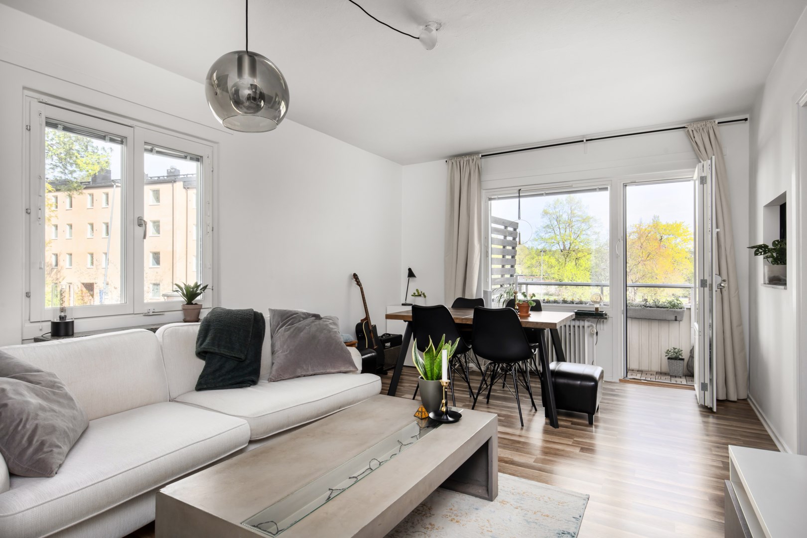 Bostadsbild från Beckasinvägen 33, Såld i Saltängen, Nacka