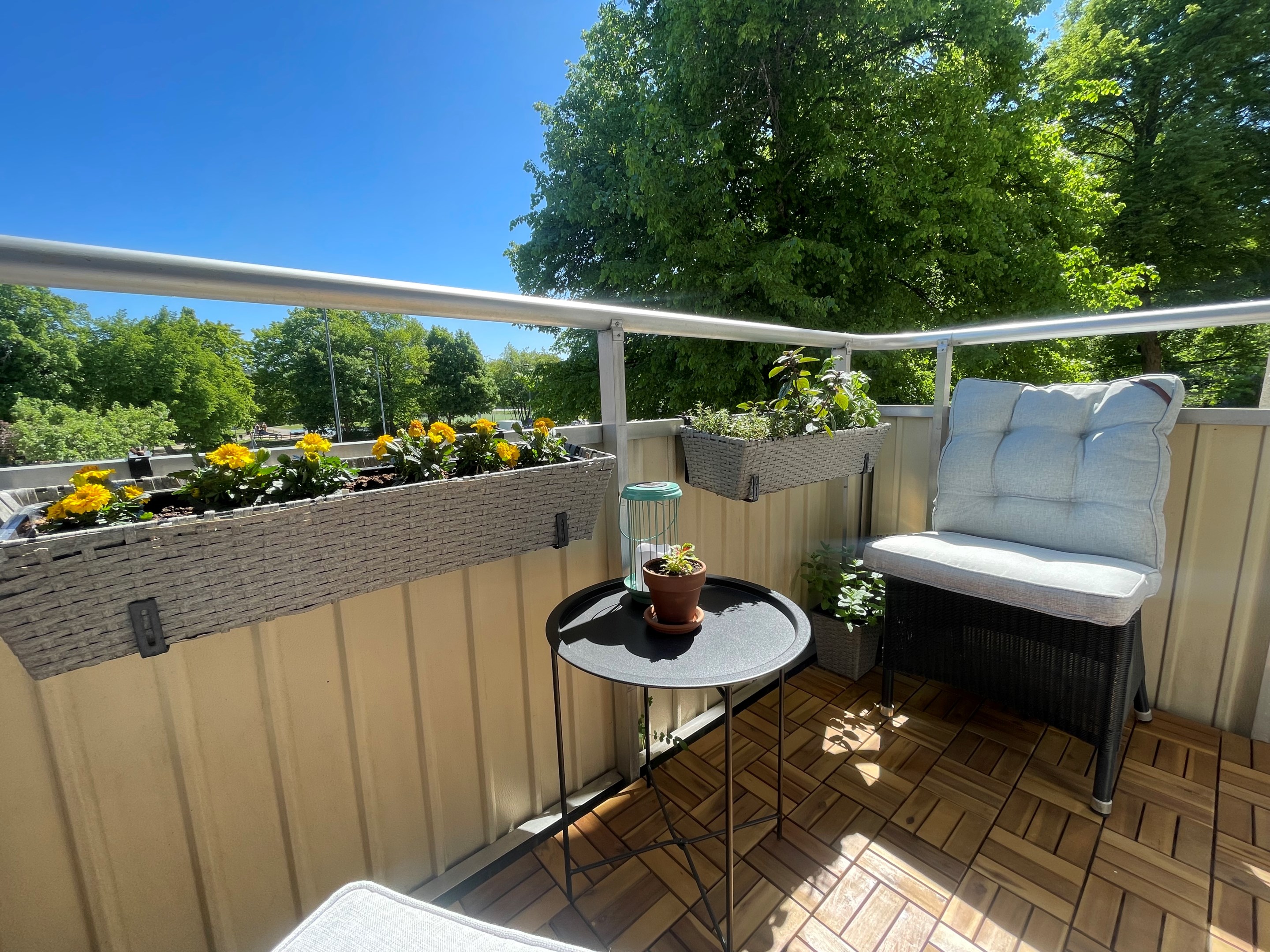 Bostadsbild från Beckasinvägen 33, Såld i Saltängen, Nacka