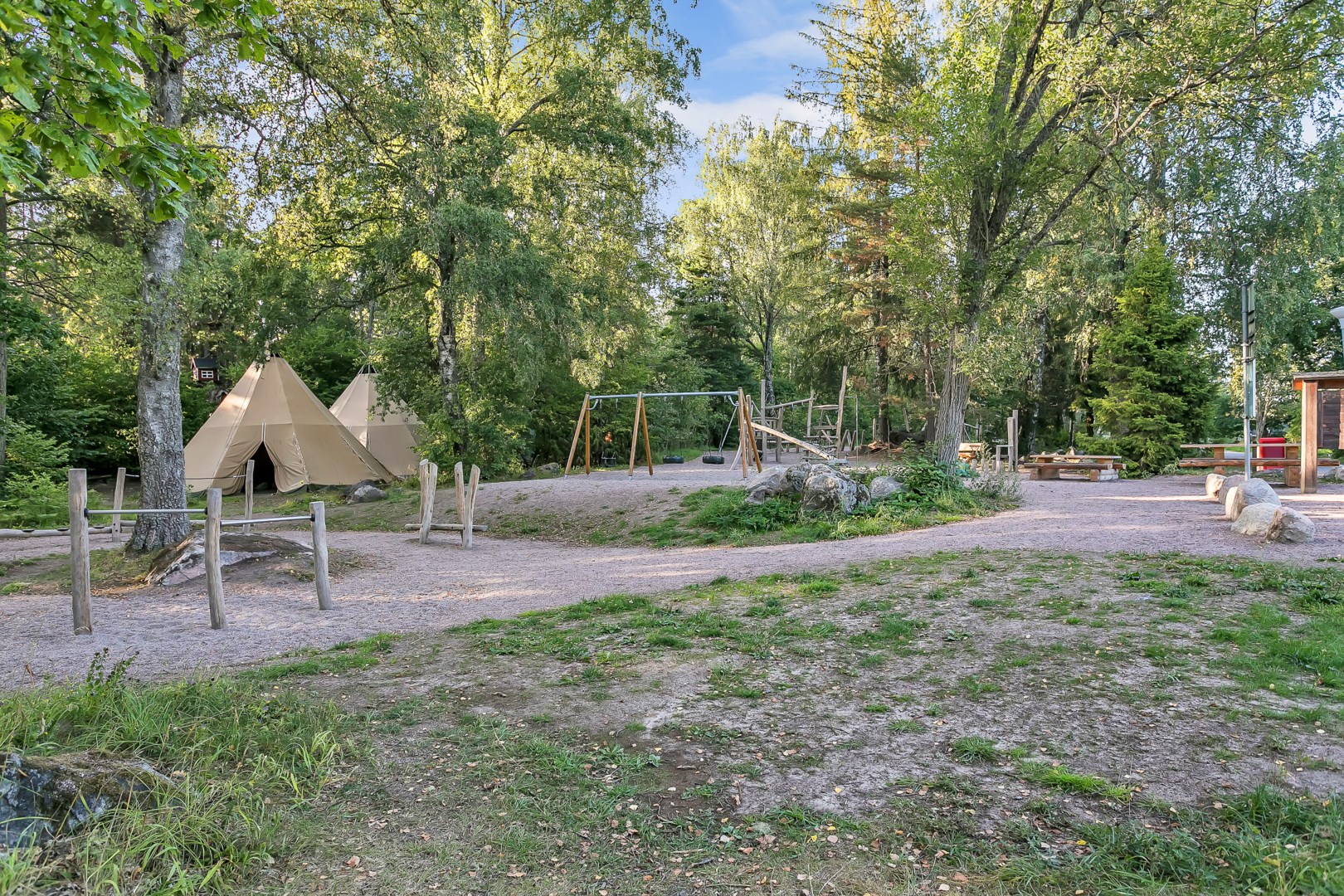 Närbelägna Fjällnora