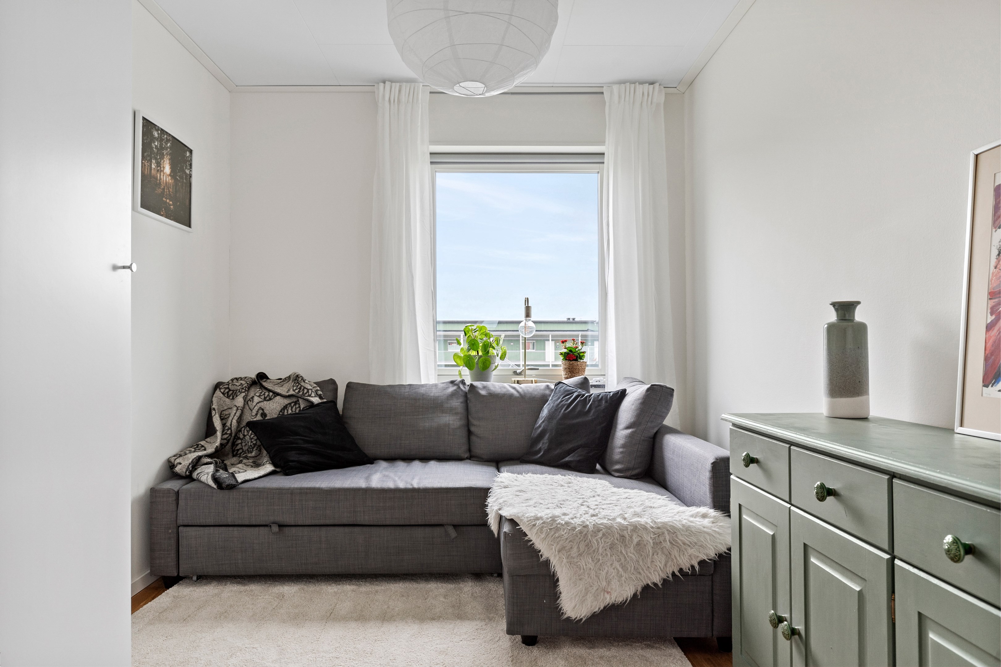 Bostadsbild från Hjulaxelvägen 146, Såld i Gunsta, Uppsala