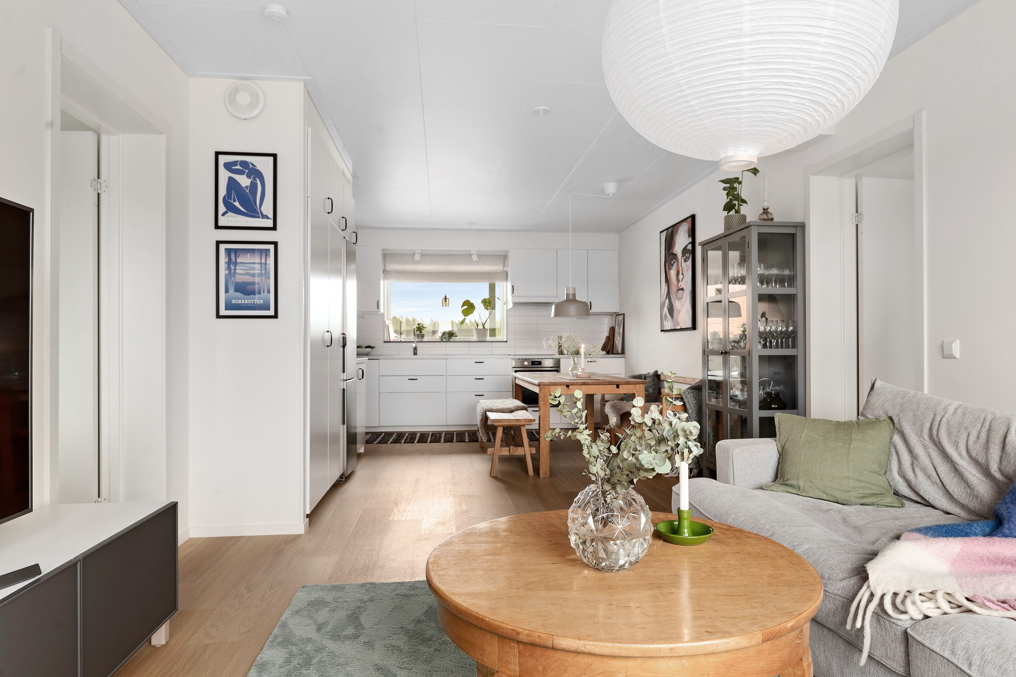 Bostadsbild från Hjulaxelvägen 146, Såld i Gunsta, Uppsala