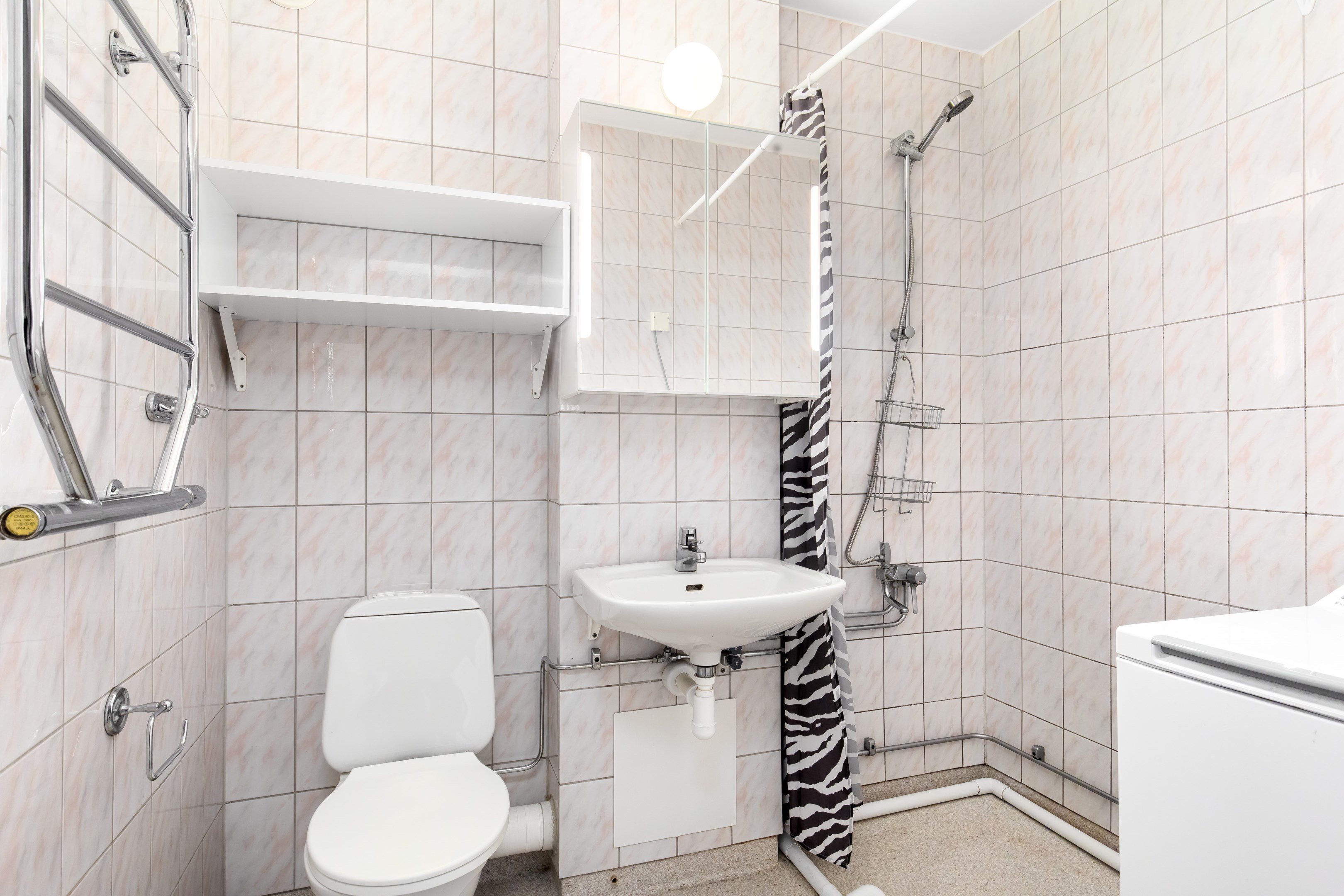 Bostadsbild från Ormingeringen 73, 2 tr, Såld i Västra Orminge, Nacka