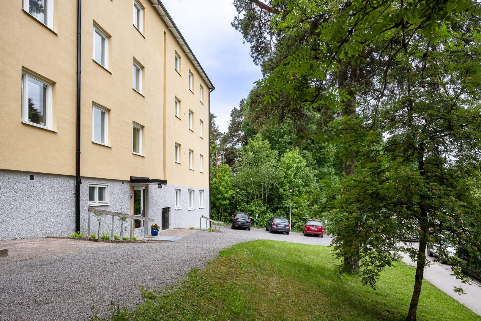 Bostadsbild från Granitvägen 24 E, Till salu i Eriksberg, Uppsala