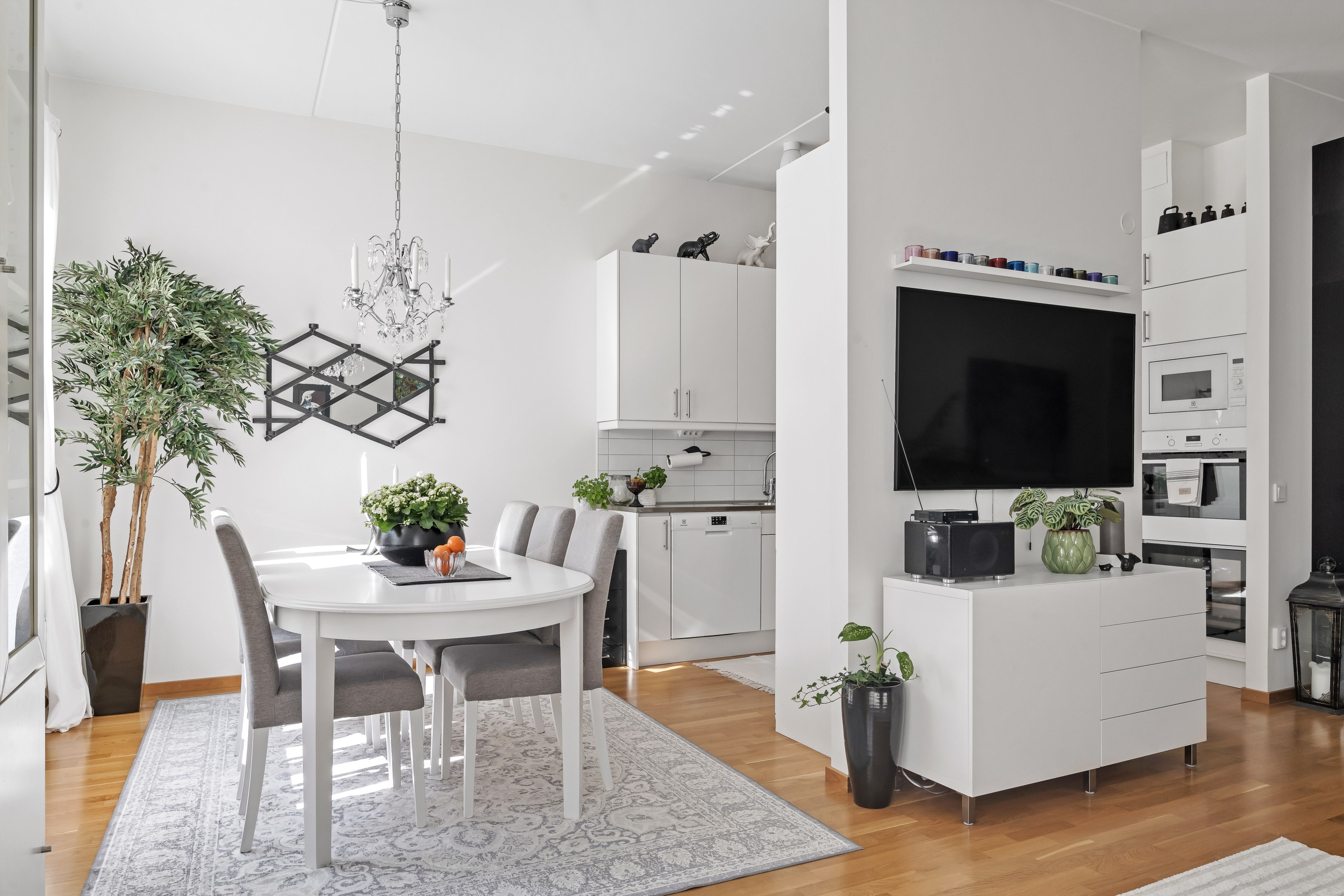 Bostadsbild från Eddagatan 1A, Såld i Centrum, Uppsala