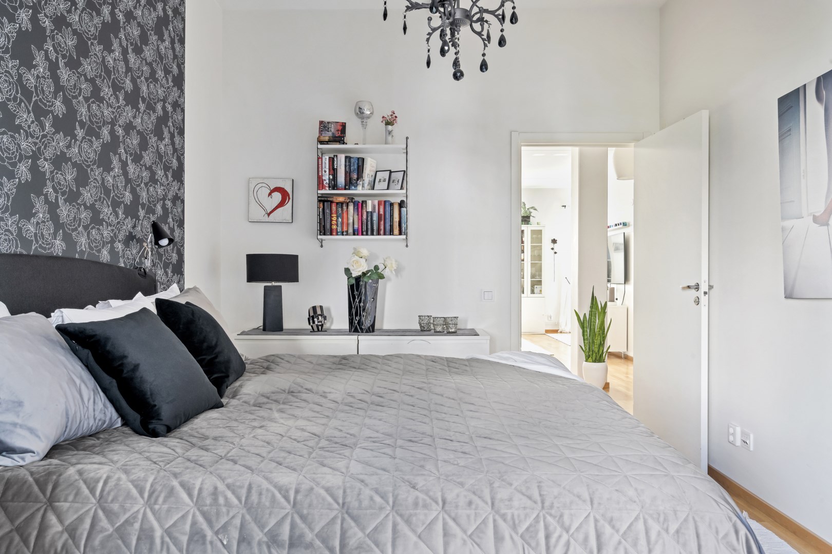 Bostadsbild från Eddagatan 1A, Såld i Centrum, Uppsala