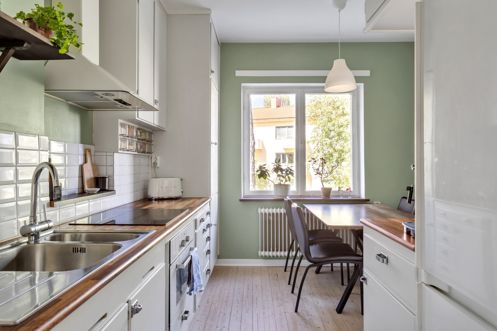 Bostadsbild från Lindsbergsgatan 4B, Såld i Sommarro, Uppsala