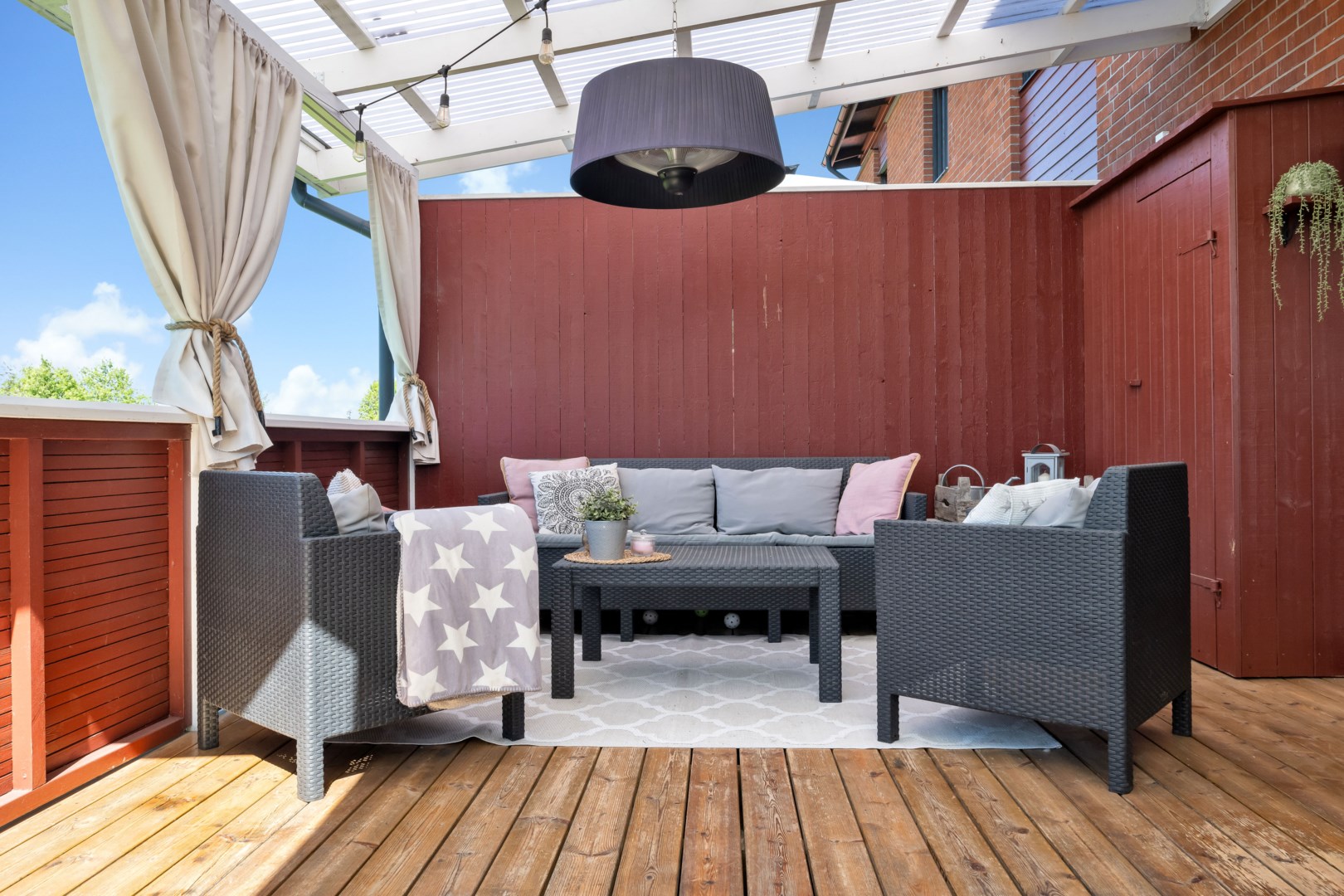 Bostadsbild från Vangsbyvägen 40, Såld i Vänge, Uppsala