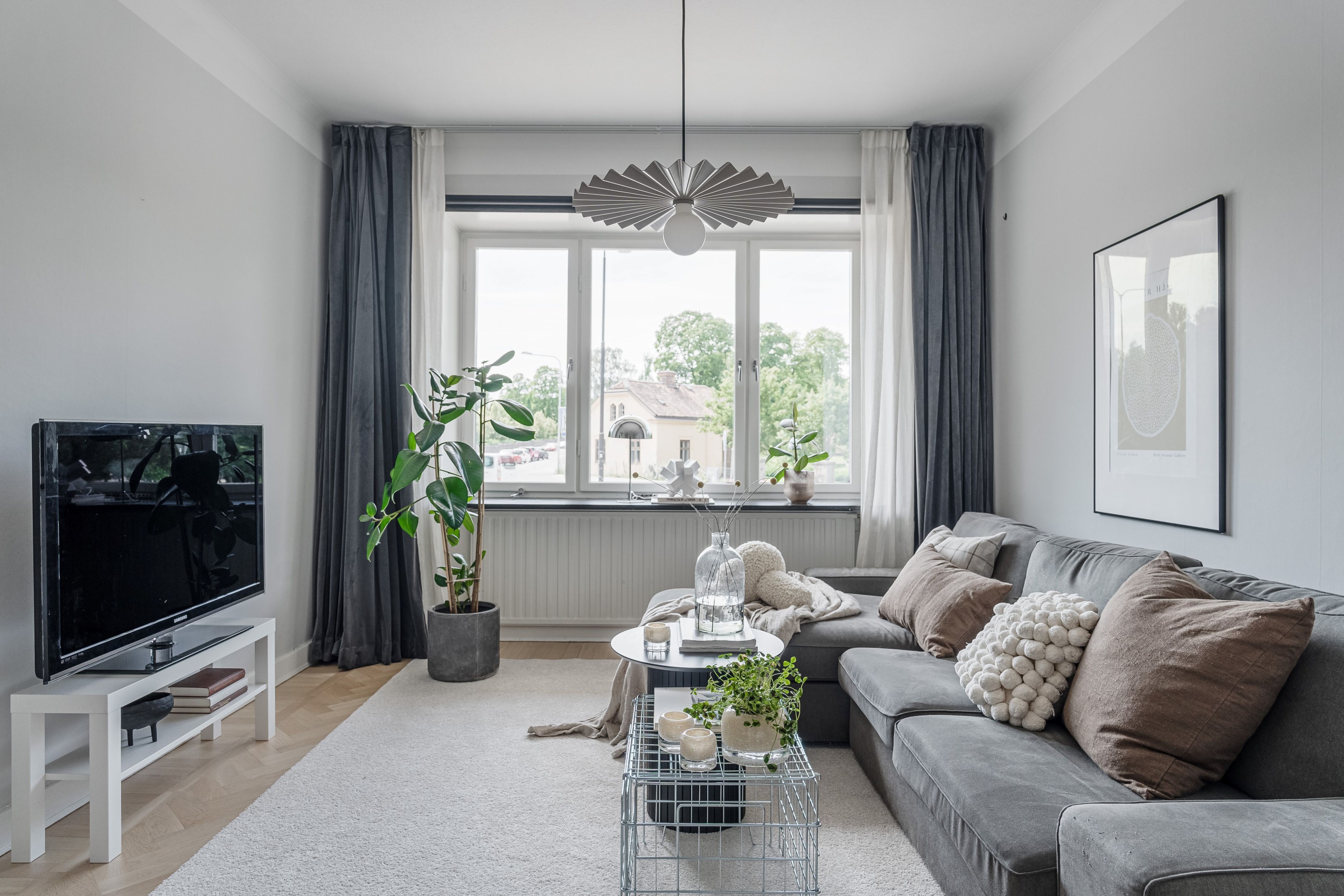 Bostadsbild från Kyrkogårdsgatan 23, Såld i Öfre Slotts, Uppsala