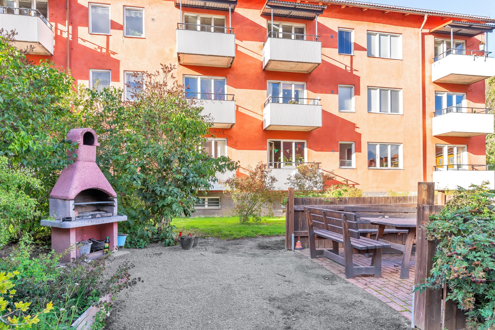 Bostadsbild från Svartbäcksgatan 105 C, Såld i Svartbäcken, Uppsala