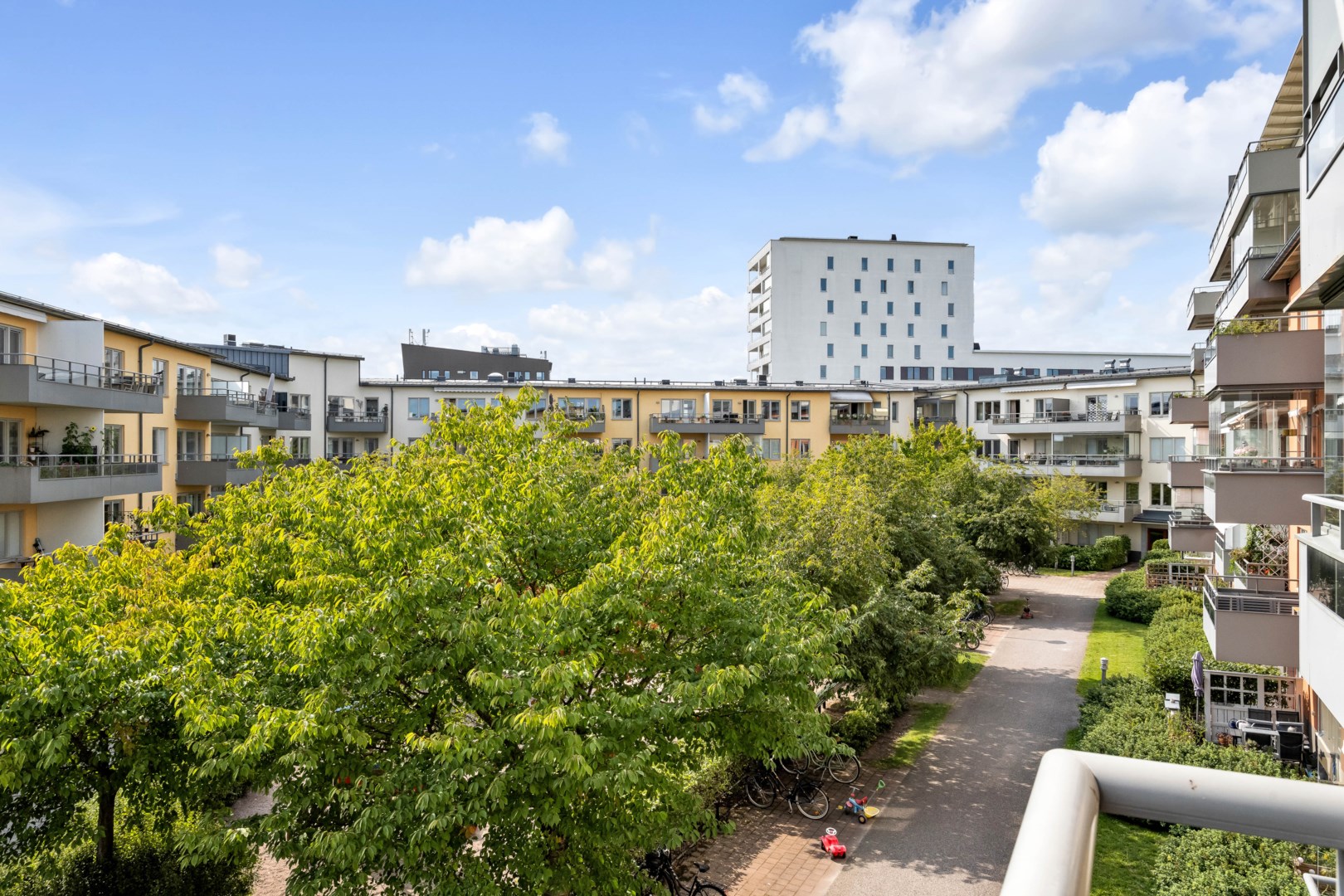 Bostadsbild från Hällbygatan 15, Såld i Luthagen, Uppsala