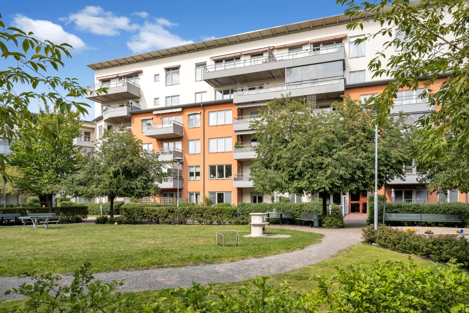 Bostadsbild från Hällbygatan 15, Såld i Luthagen, Uppsala