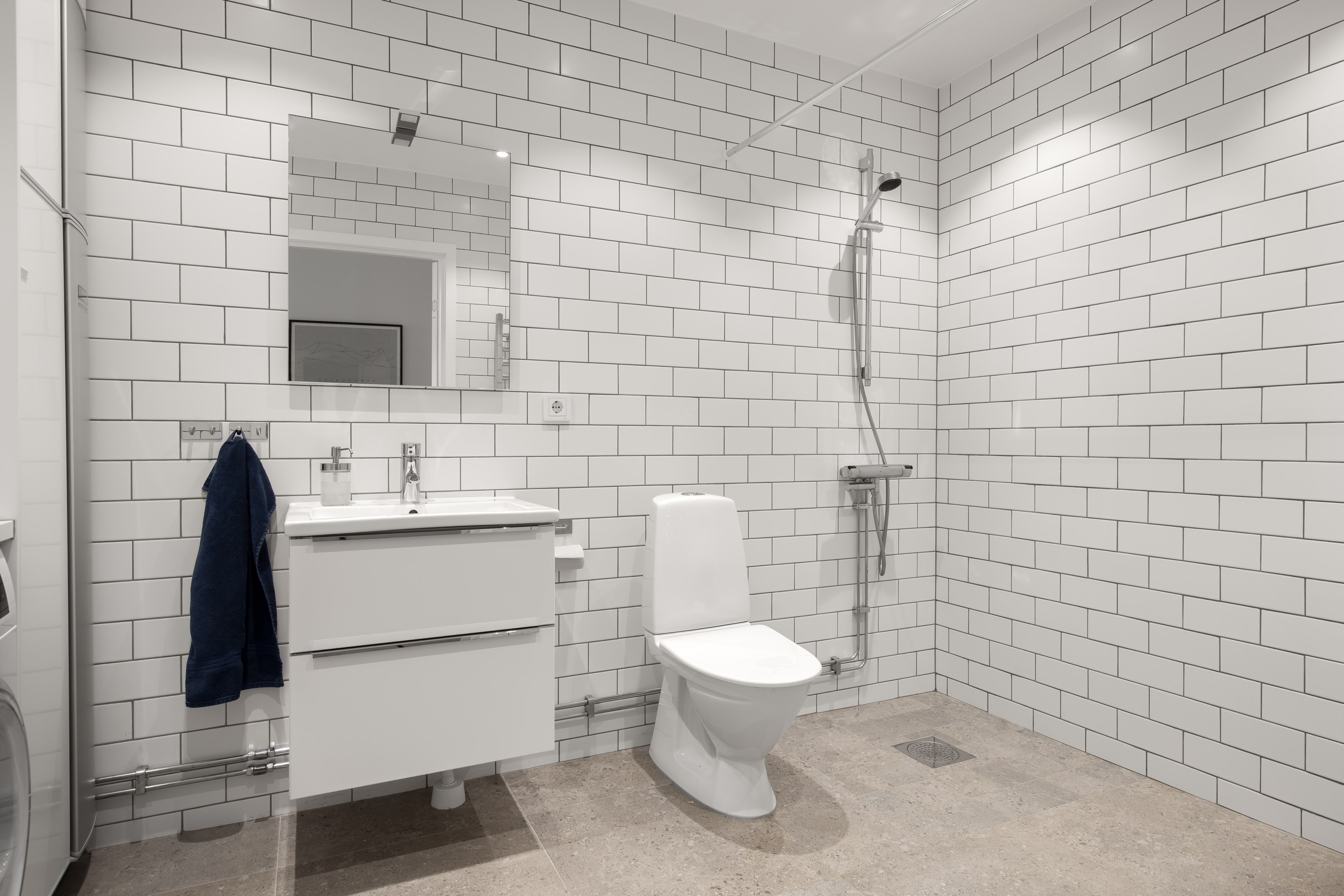 Bostadsbild från Fredrikstrandsvägen 56B, Kommande i Ekerö, Ekerö