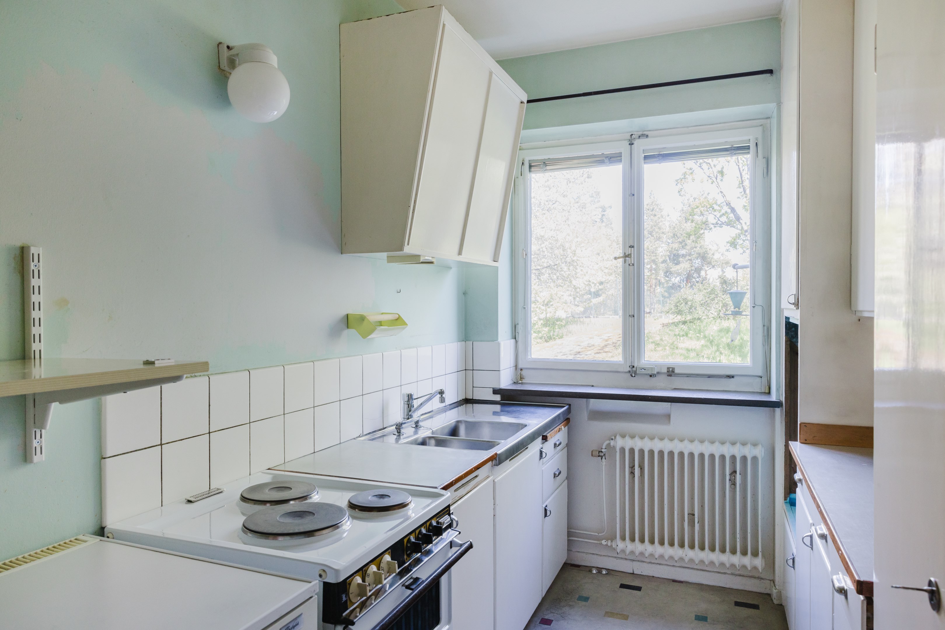 Originalkök med anslutande matplats