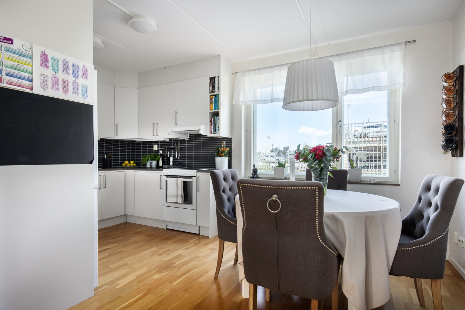 Bostadsbild från Serenadvägen 15, Såld i Nacka Forum, Nacka