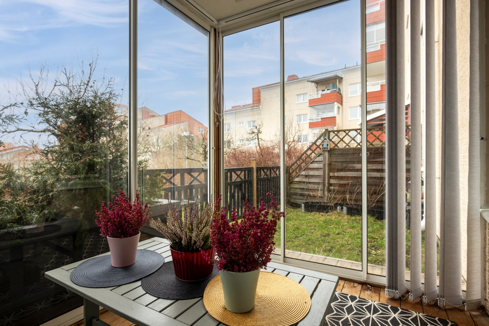 Bostadsbild från Fyrspannsvägen 44, Såld i Jarlaberg, Nacka