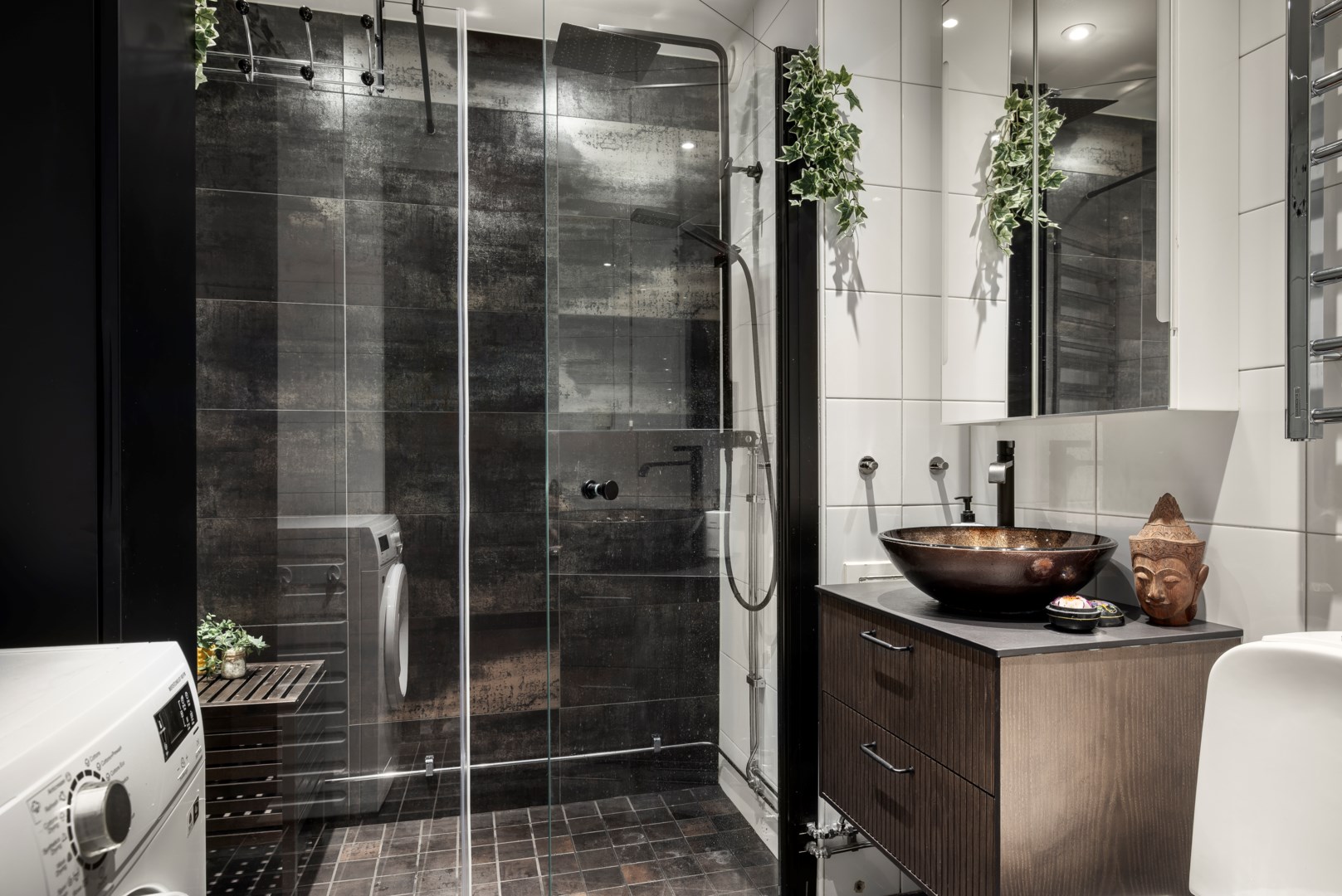 Bostadsbild från Fyrspannsvägen 44, Såld i Jarlaberg, Nacka