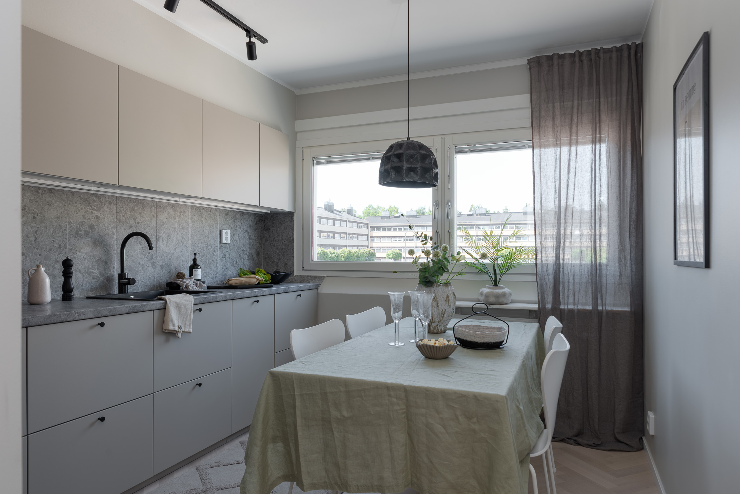 Bostadsbild från Norra skjutbanegatan 14E, Såld i Haga, Västerås