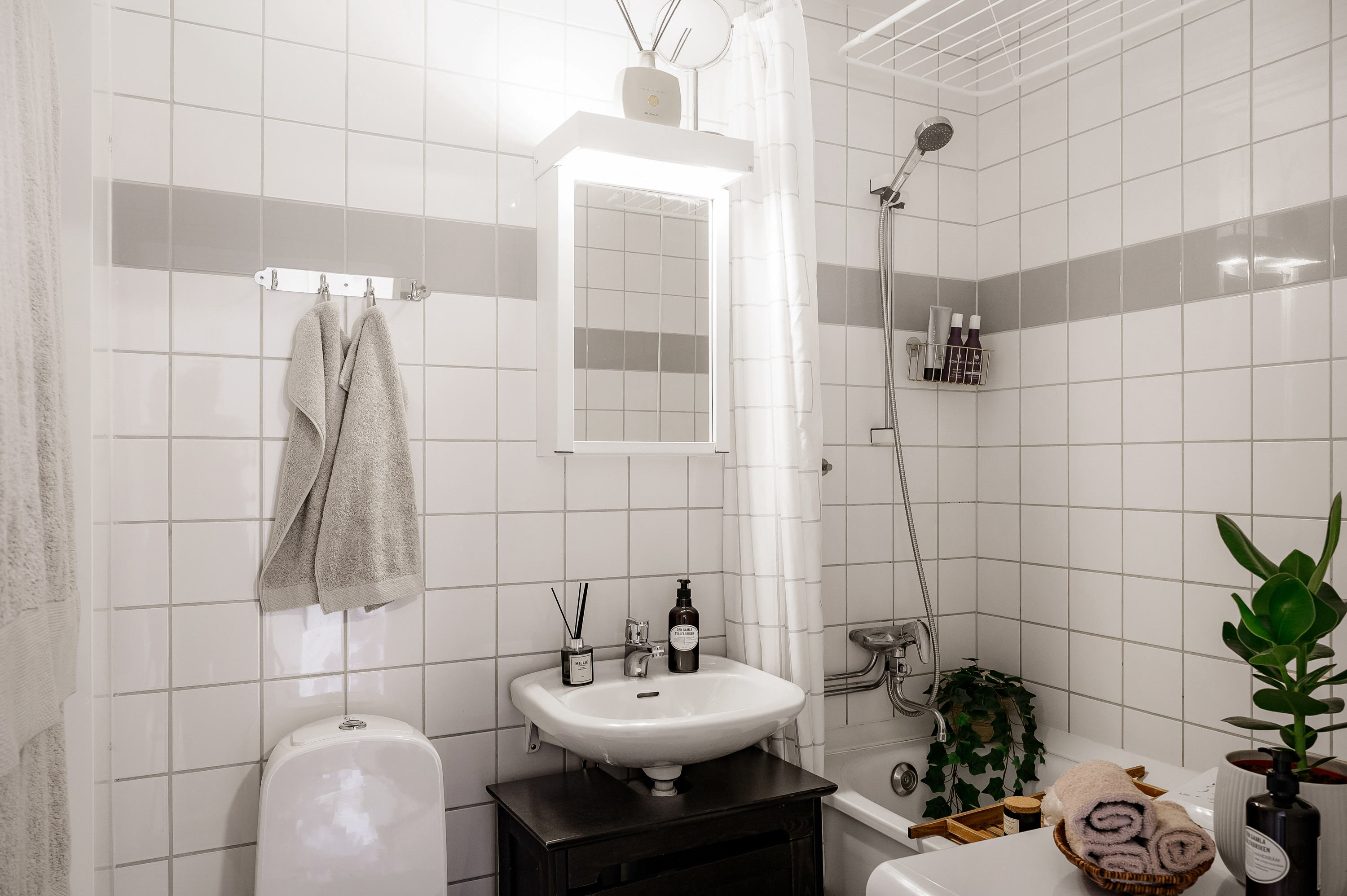 Bostadsbild från Skarpövägen 45, Såld i Västra Orminge, Nacka