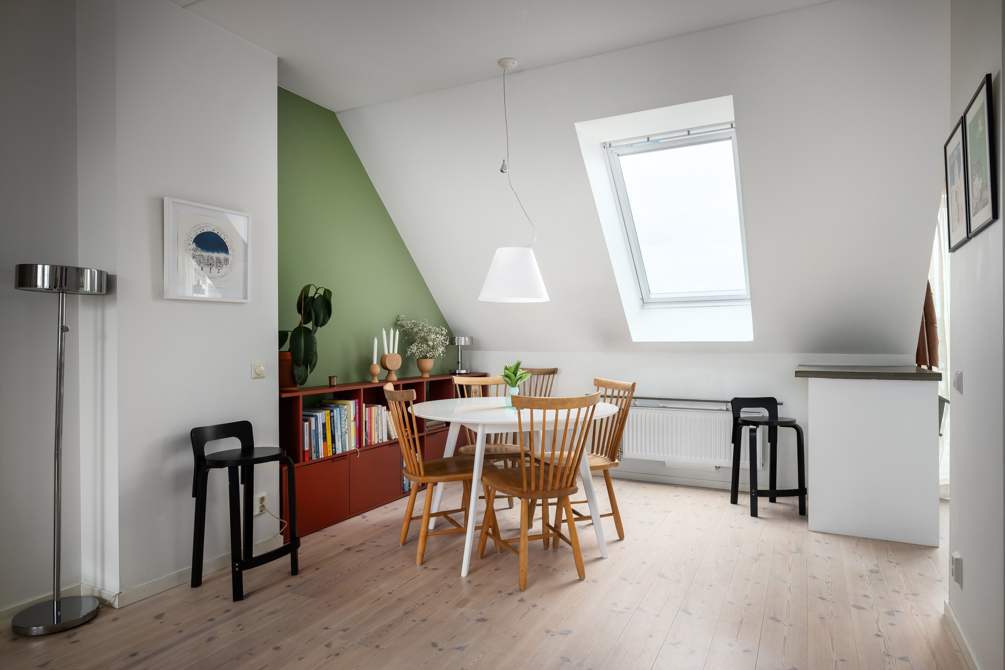 Bostadsbild från Järla Gårdsväg 11, Vindslägenhet, Såld i Järla sjö, Nacka