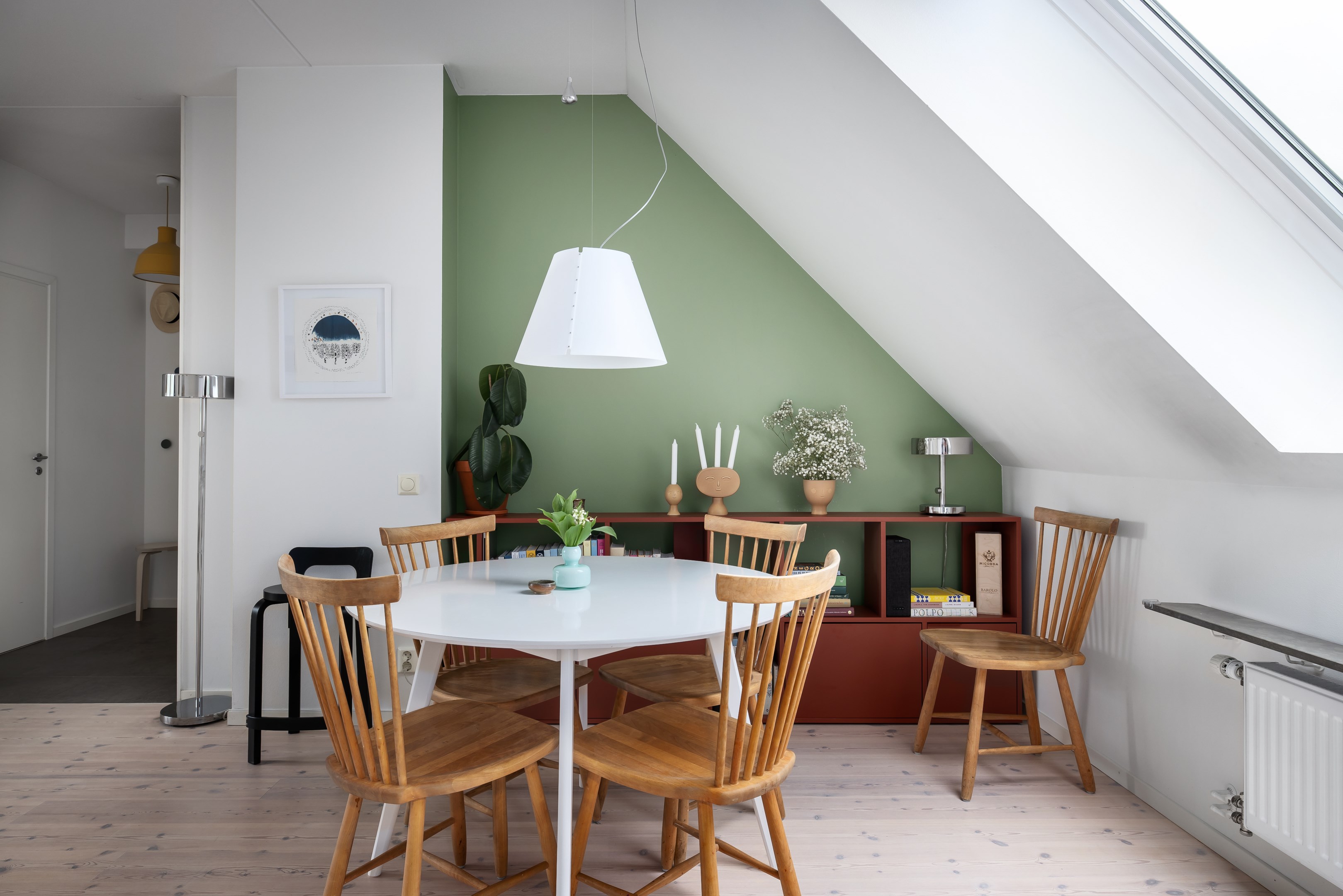 Bostadsbild från Järla Gårdsväg 11, Vindslägenhet, Såld i Järla sjö, Nacka