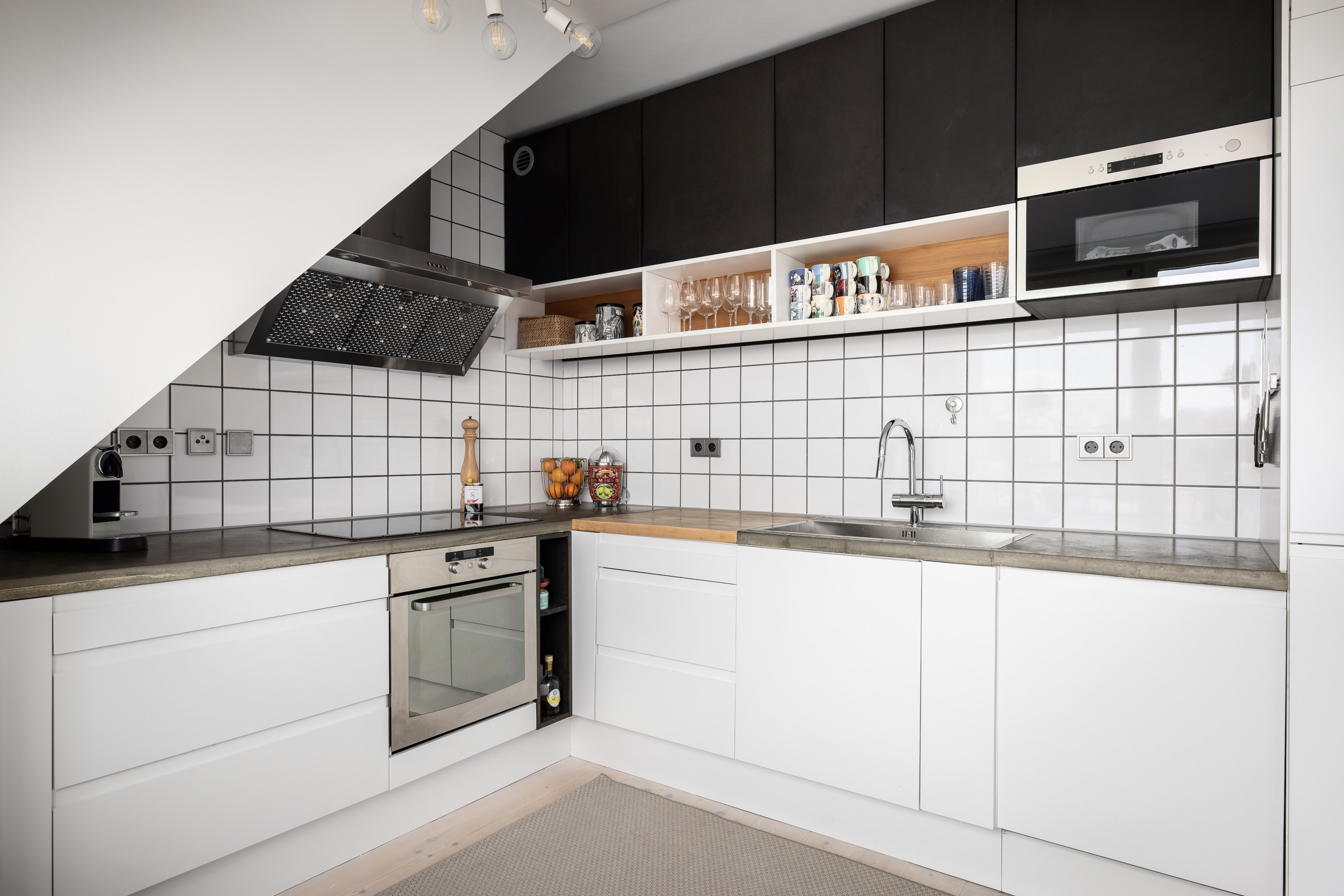 Bostadsbild från Järla Gårdsväg 11, Vindslägenhet, Såld i Järla sjö, Nacka