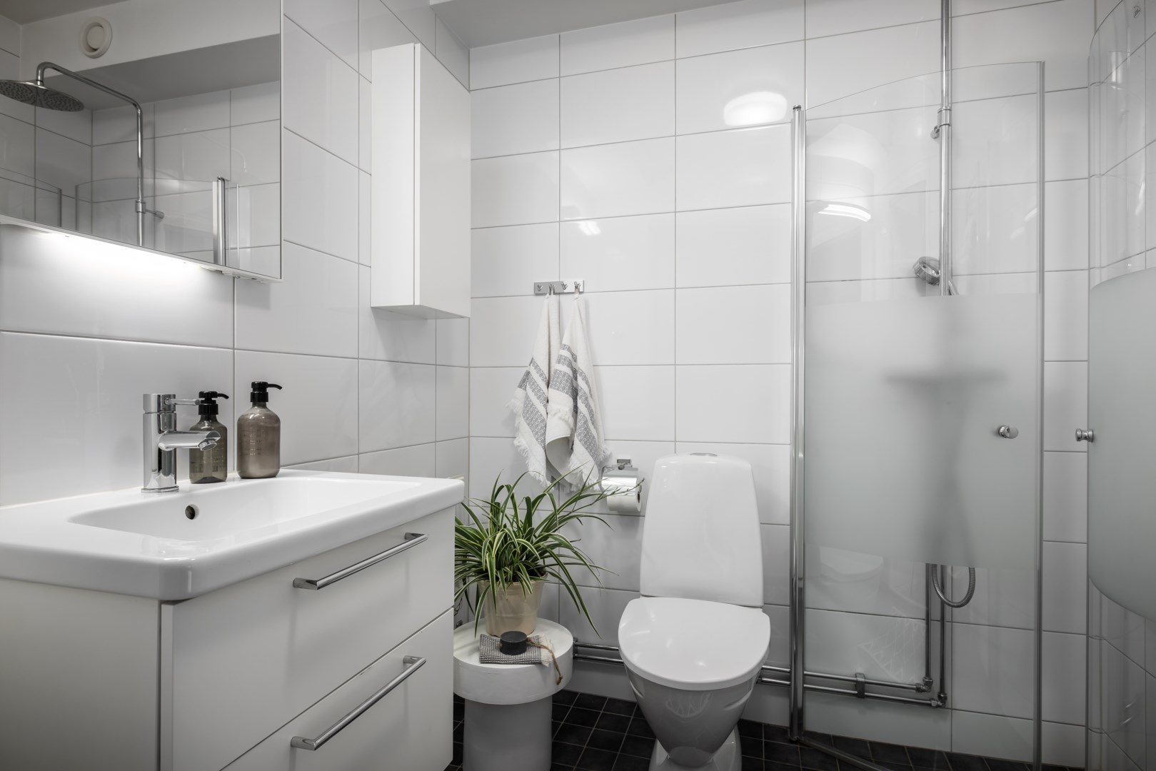 Bostadsbild från Hebbes gränd 20, Såld i Järla sjö, Nacka