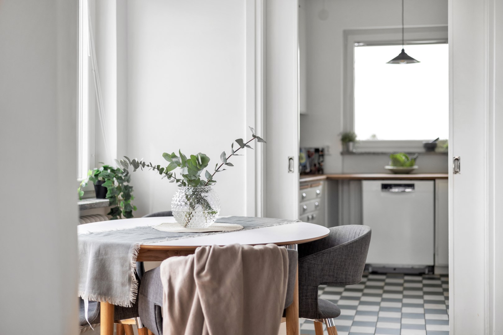 Bostadsbild från Tiundagatan 53, Såld i Luthagen, Uppsala