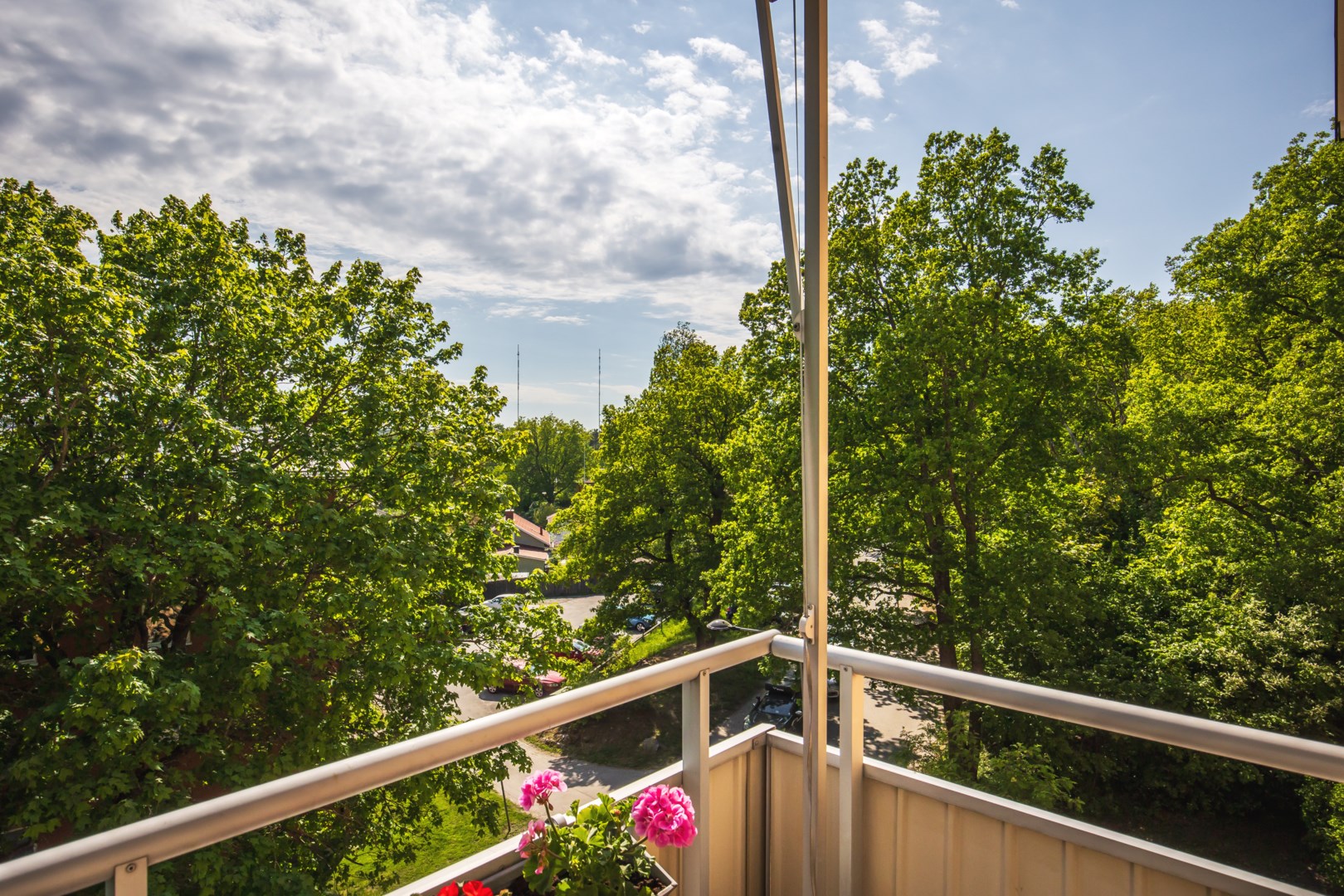 Bostadsbild från Fasanvägen 27, Såld i Saltängen, Nacka