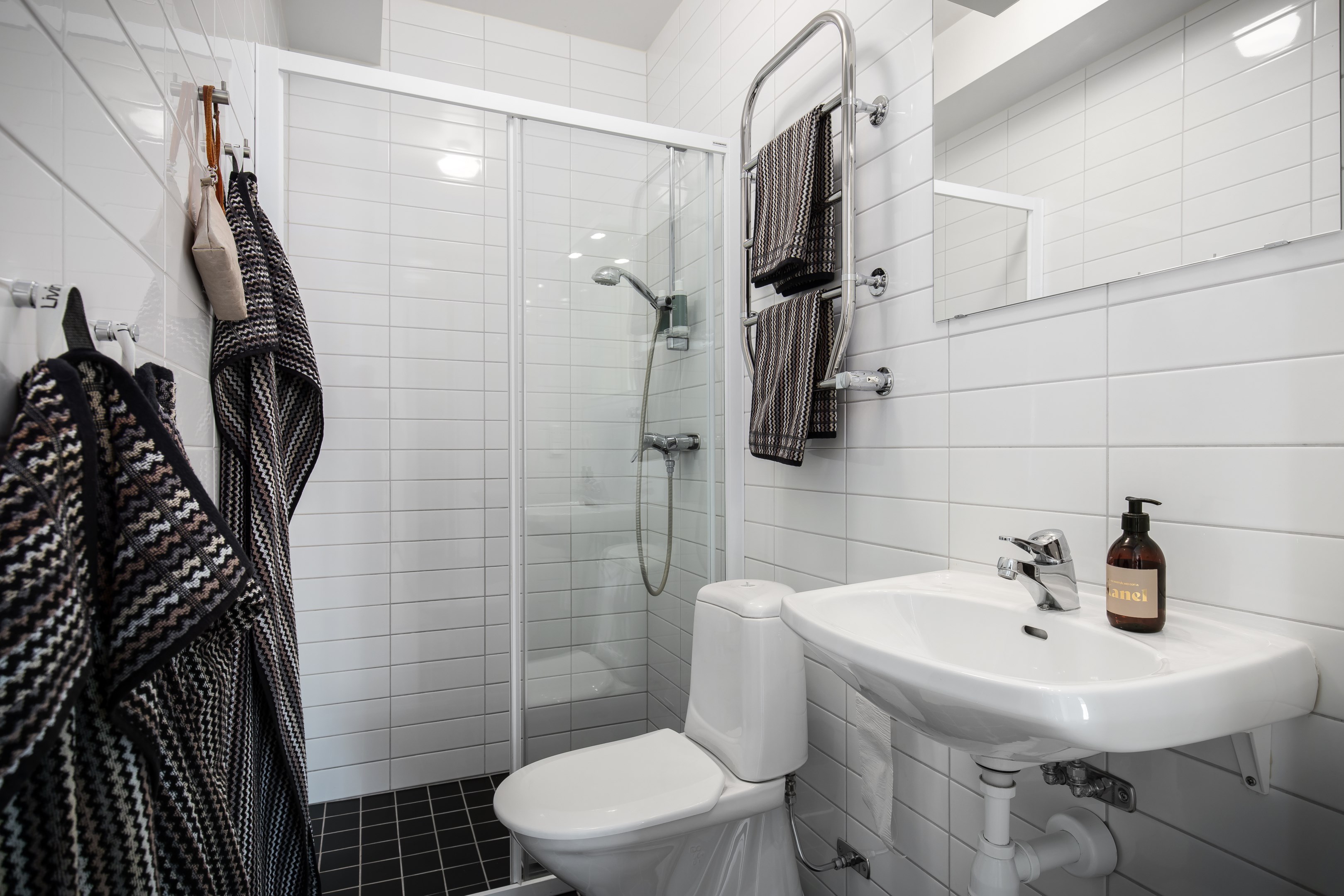 Bostadsbild från Finnboda parkväg 18A, Såld i Finnboda Hamn, Nacka