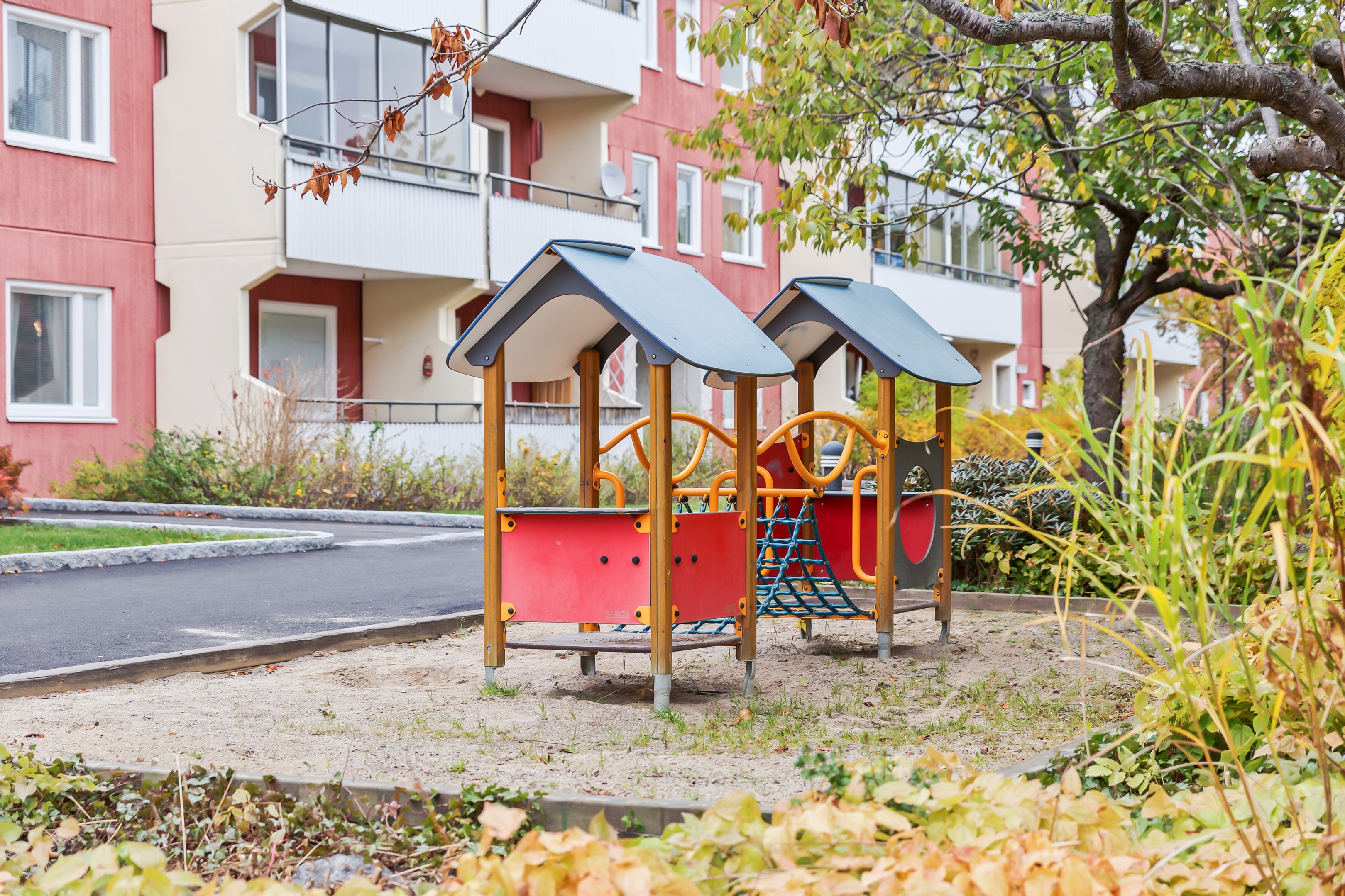 Lekplats i området