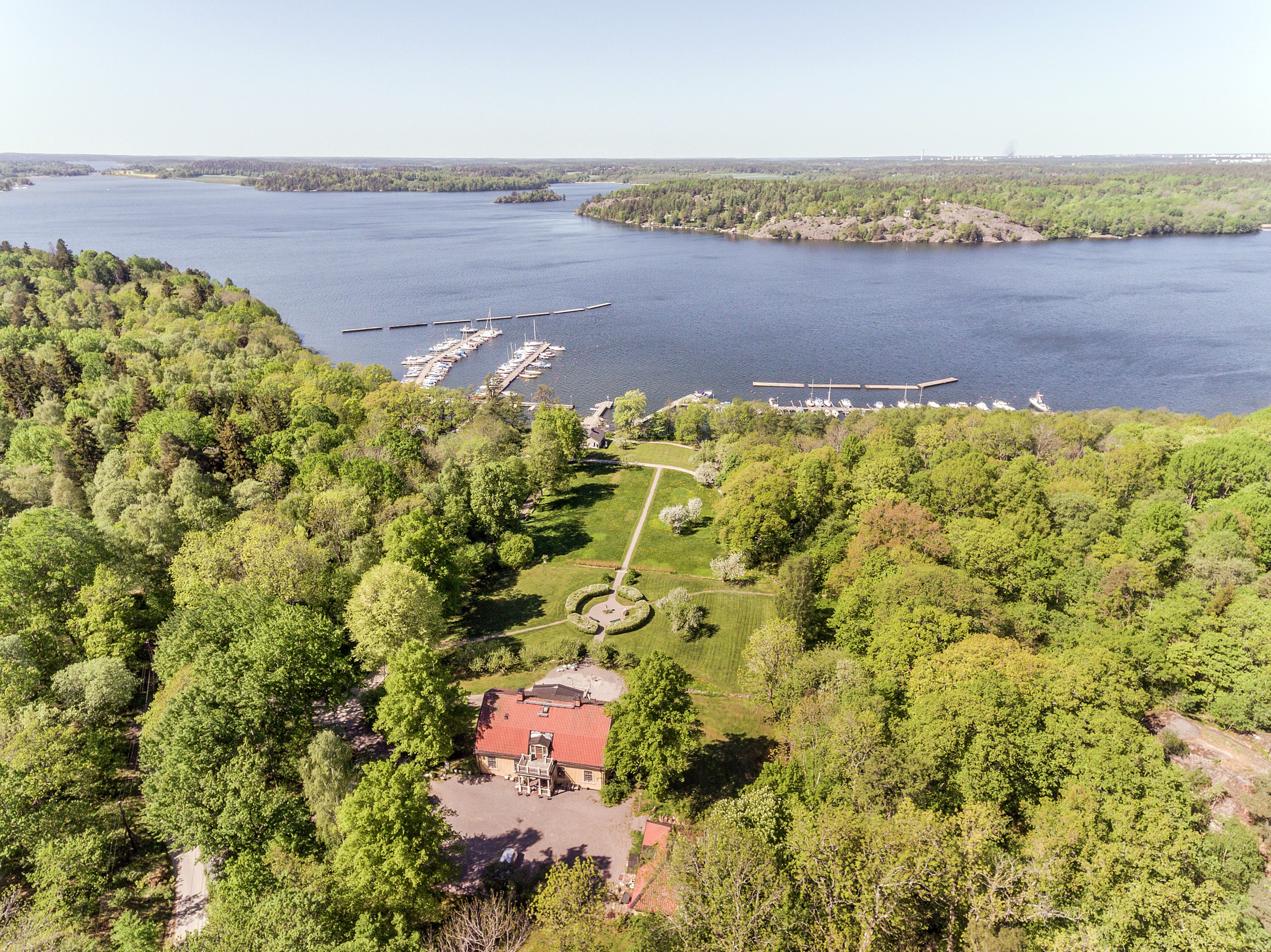 Områdesbild Skärholmens gård