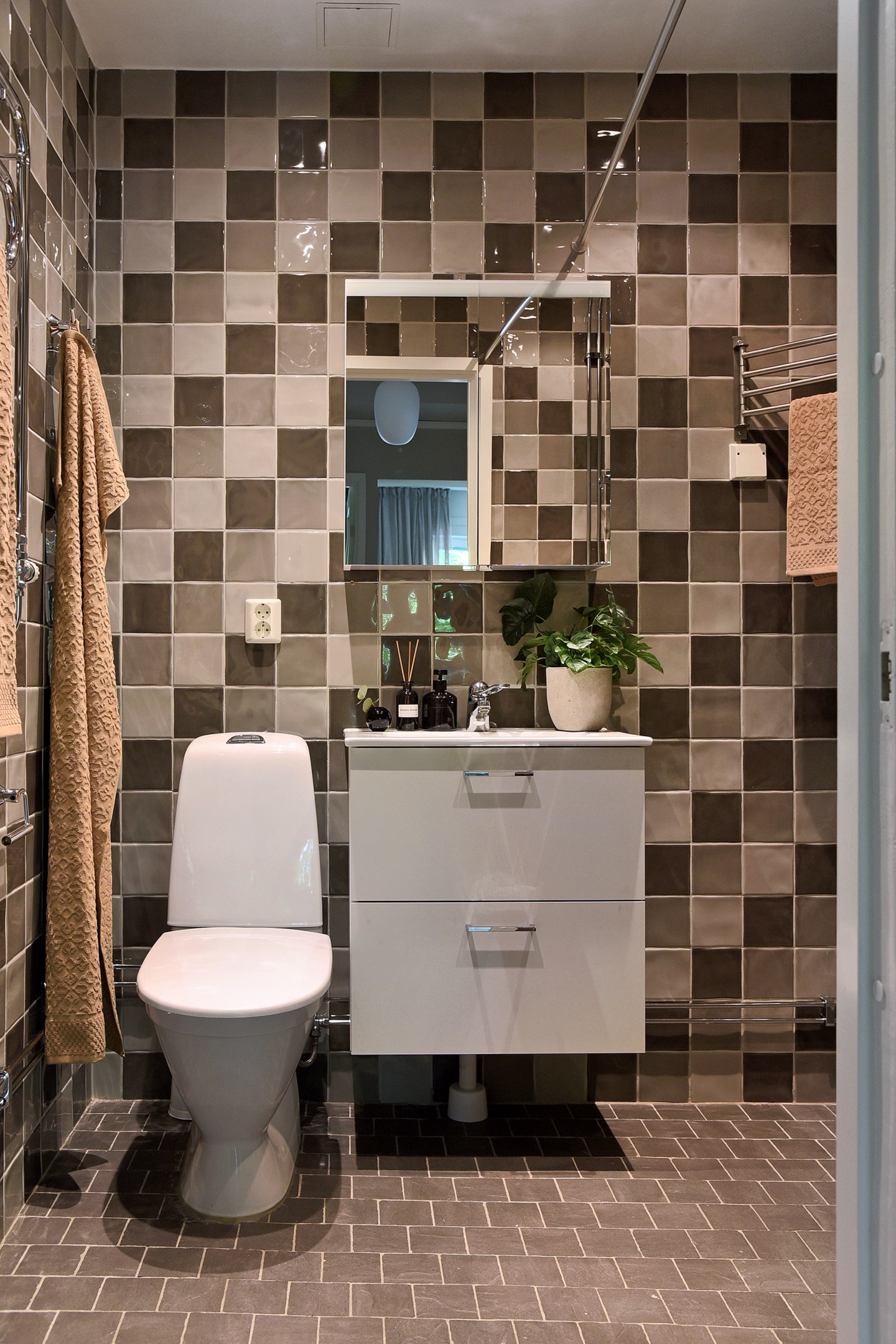 Bostadsbild från Finntorpsvägen 9, Såld i Finntorp, Nacka